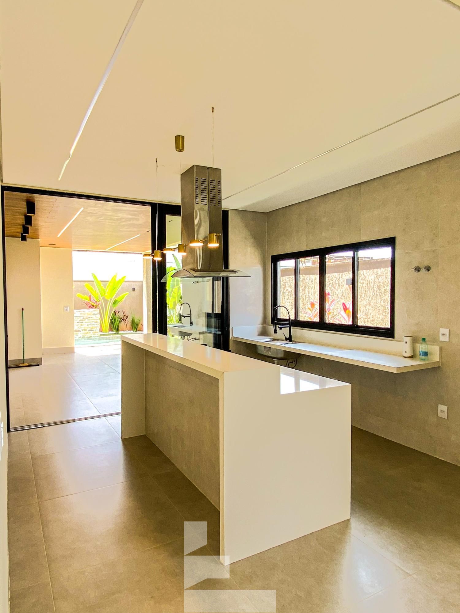 Casa à venda com 4 quartos, 180m² - Foto 7