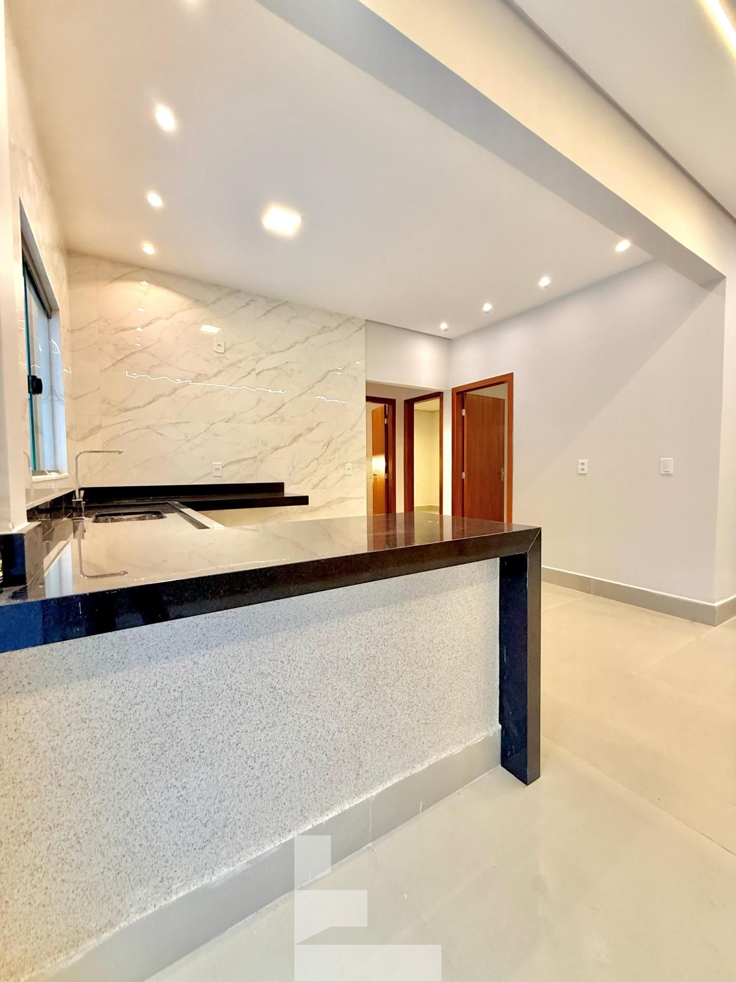 Casa à venda com 3 quartos, 200m² - Foto 5