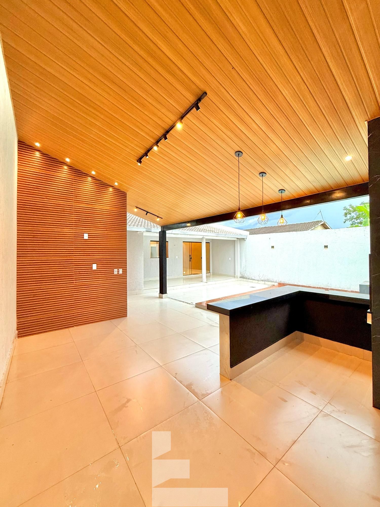 Casa à venda com 3 quartos, 200m² - Foto 17