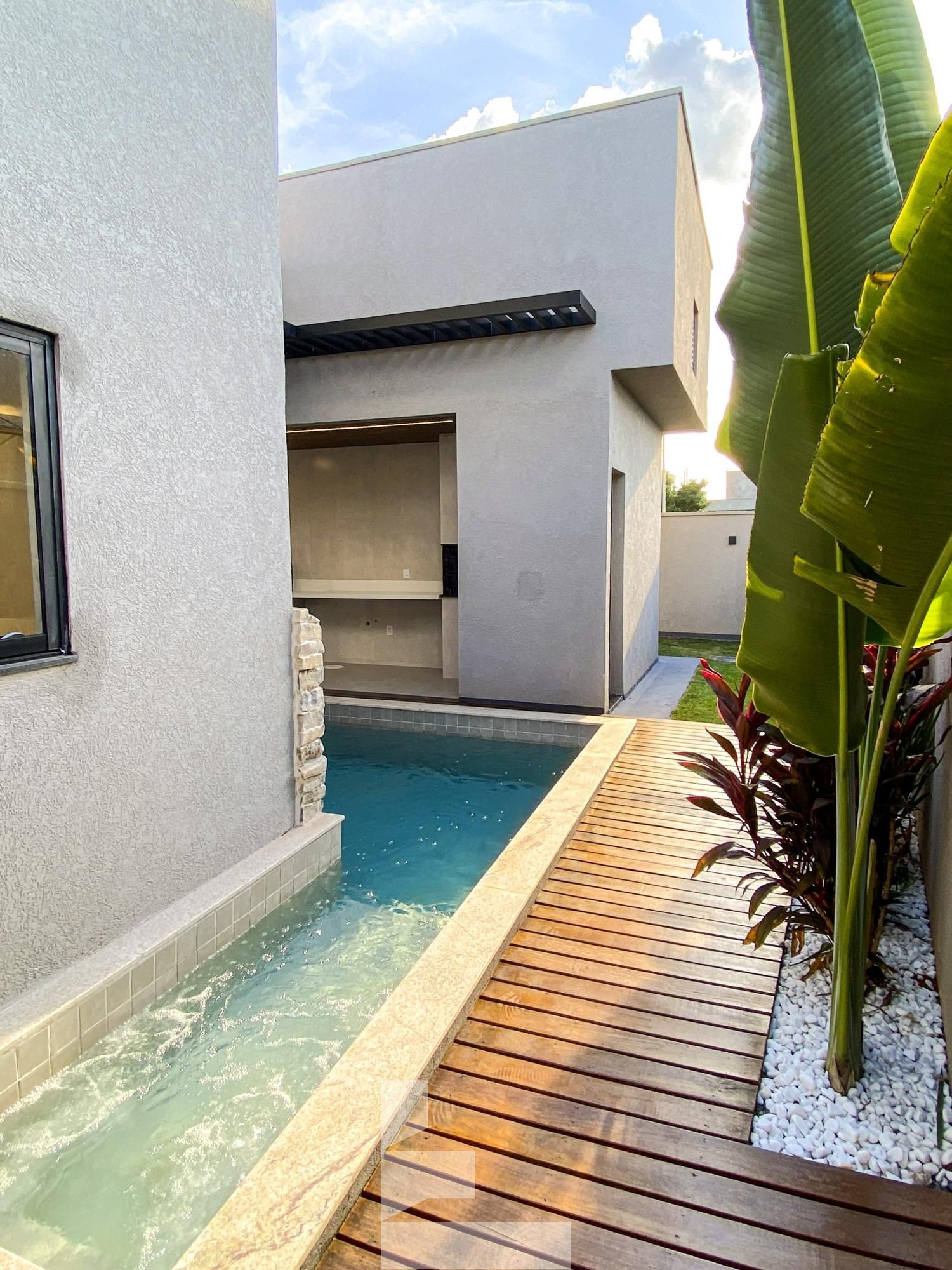 Casa à venda com 4 quartos, 185m² - Foto 16
