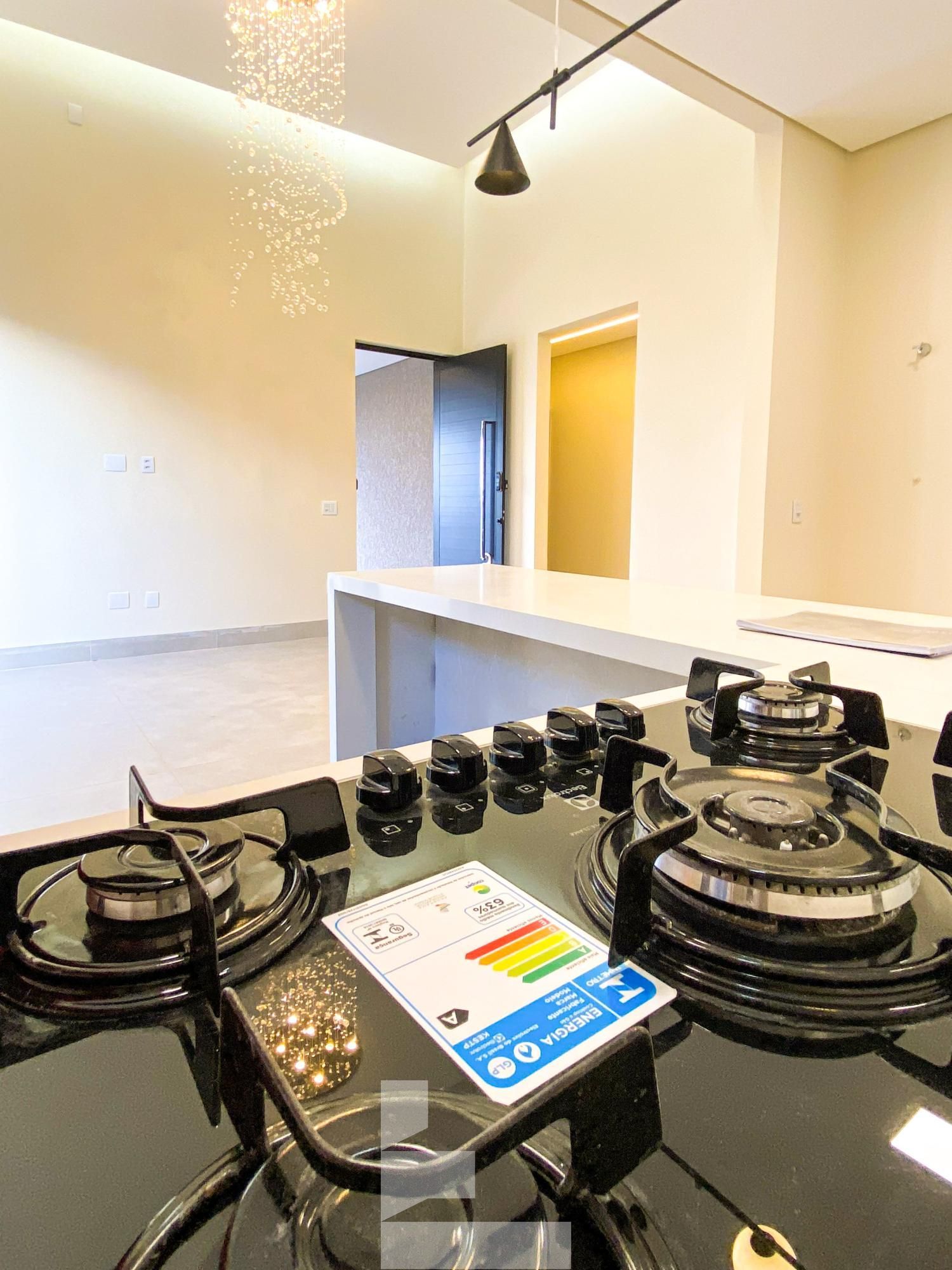 Casa à venda com 4 quartos, 185m² - Foto 17