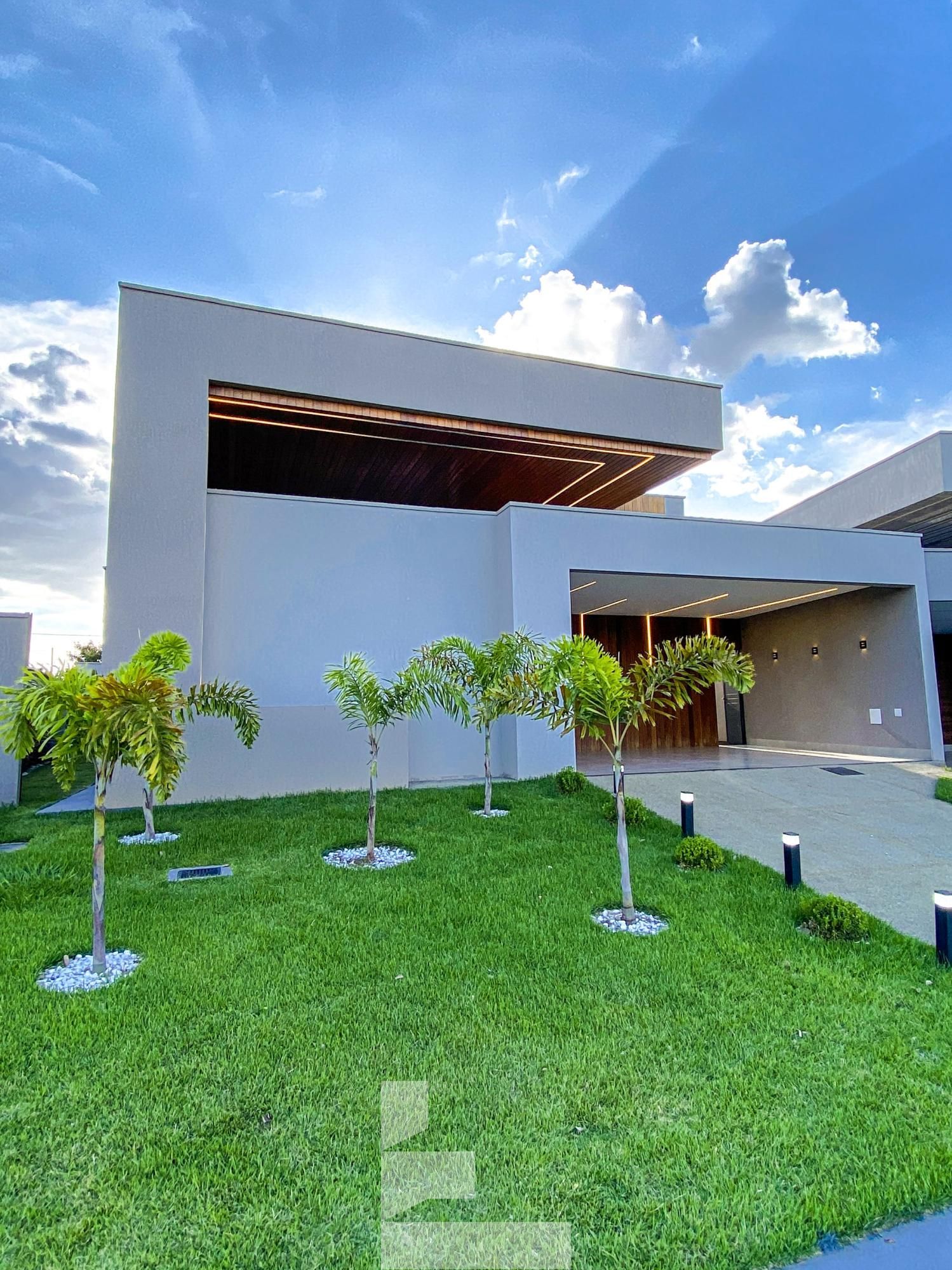 Casa à venda com 4 quartos, 185m² - Foto 4