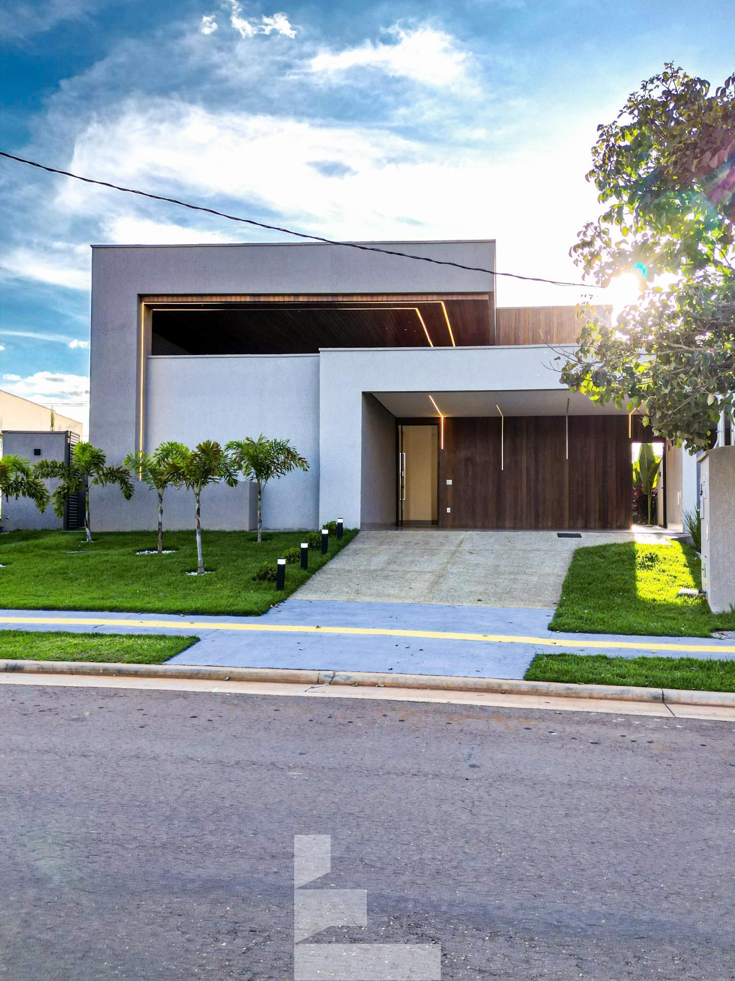 Casa à venda com 4 quartos, 185m² - Foto 3