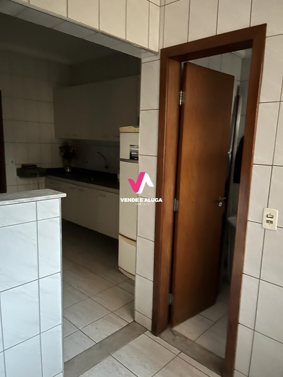 Apartamento à venda com 3 quartos, 121m² - Foto 30