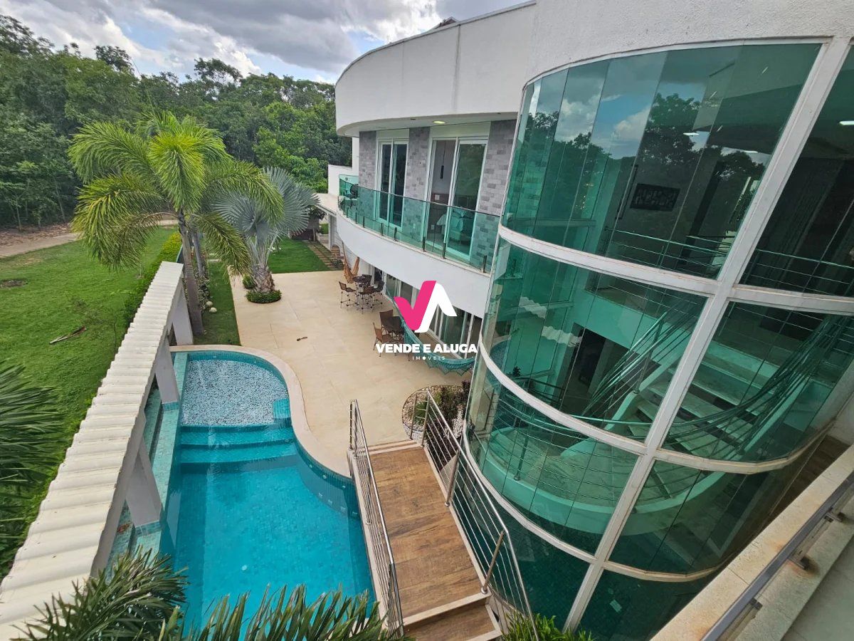 Casa de Condomínio à venda com 5 quartos, 424m² - Foto 1