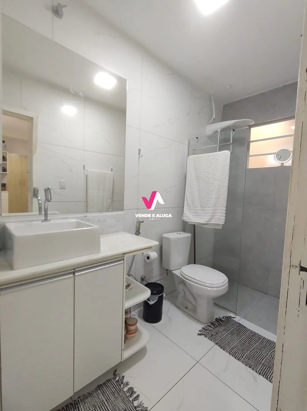 Casa à venda com 4 quartos, 201m² - Foto 17