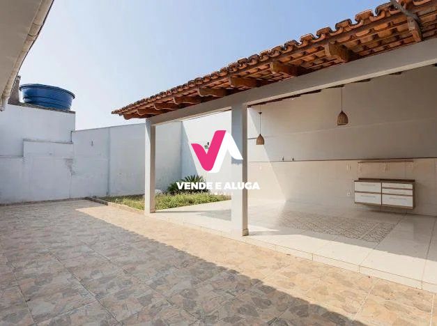 Casa à venda com 2 quartos, 245m² - Foto 10