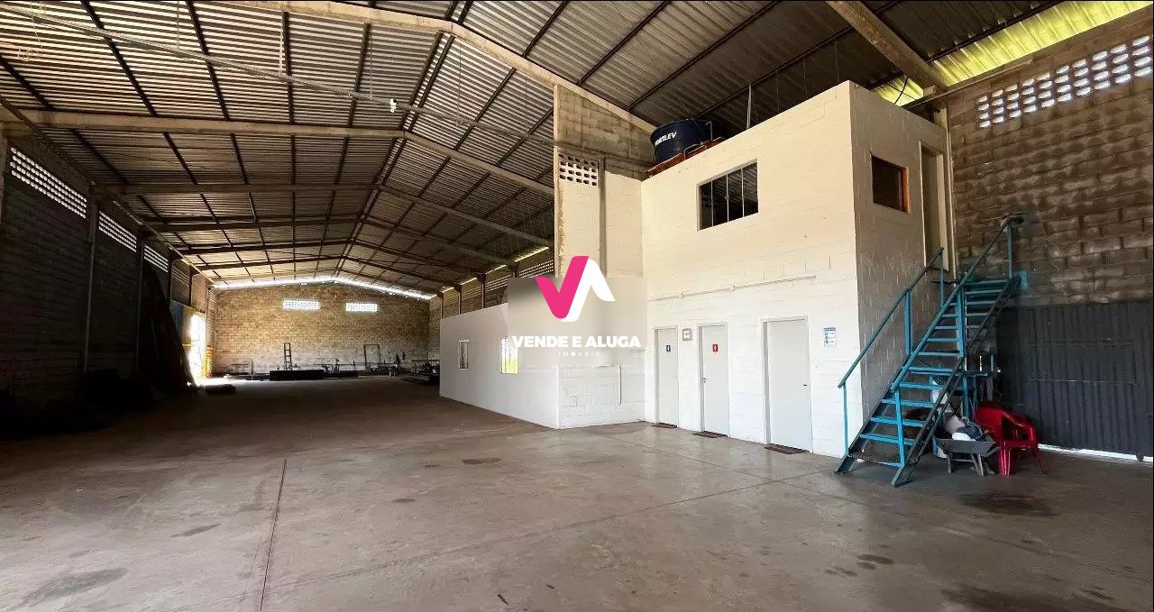 Depósito-Galpão-Armazém à venda e aluguel com 3 quartos, 1018m² - Foto 2