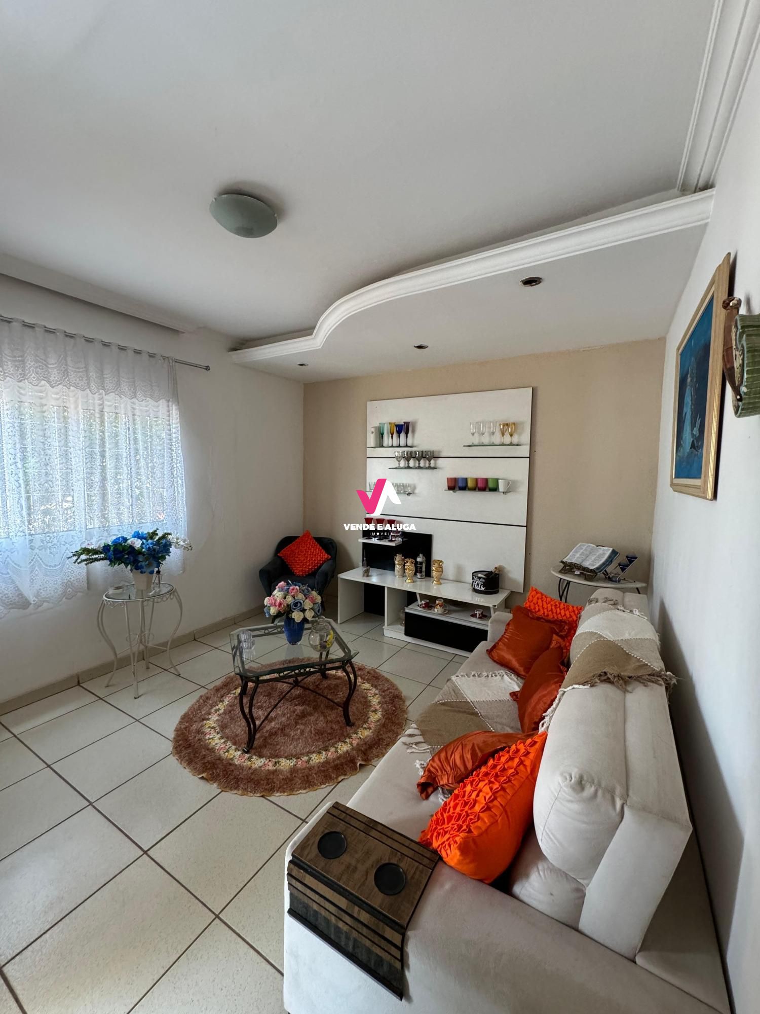 Casa à venda com 4 quartos, 265m² - Foto 4