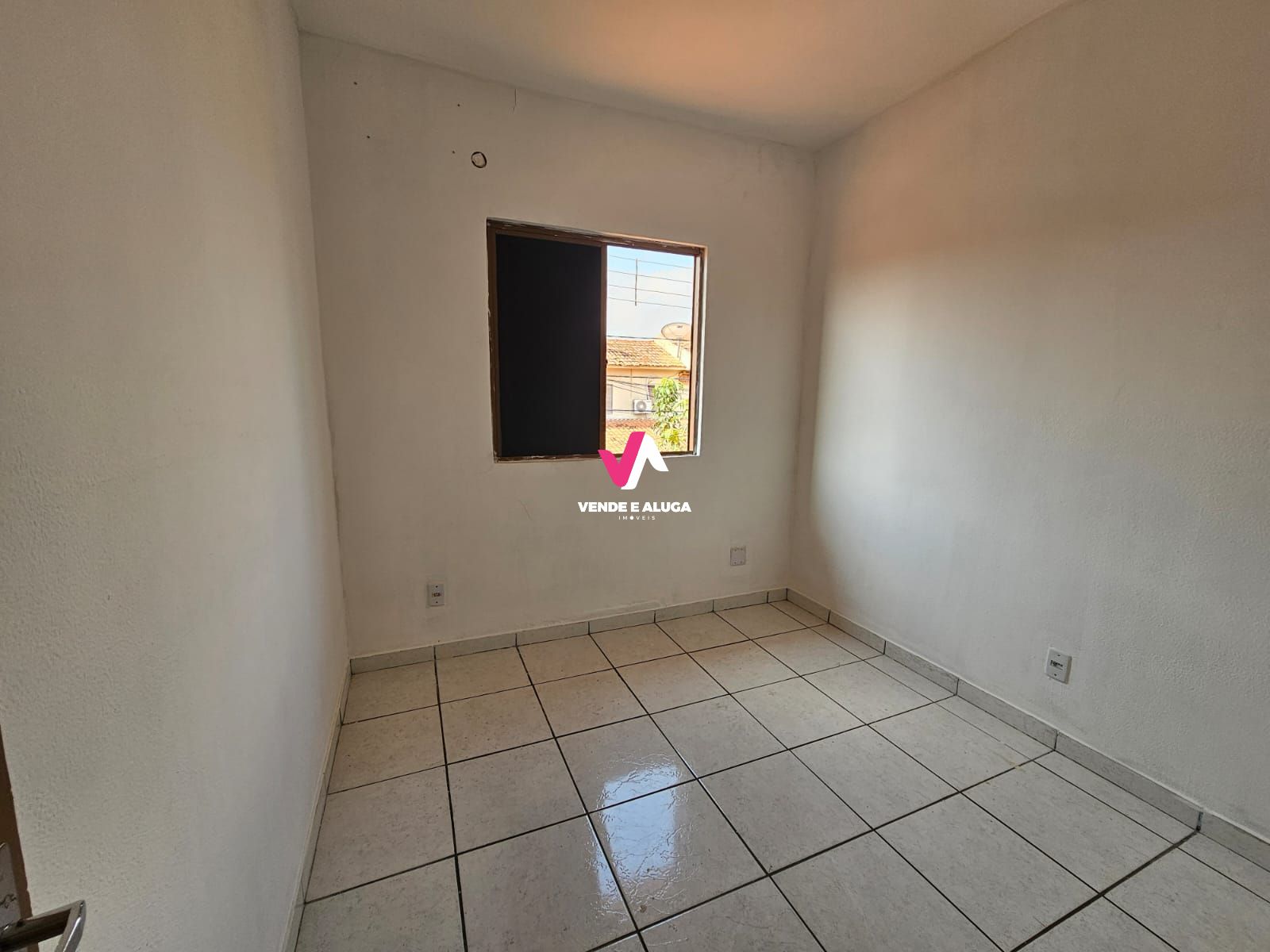 Casa de Condomínio à venda com 3 quartos, 90m² - Foto 4