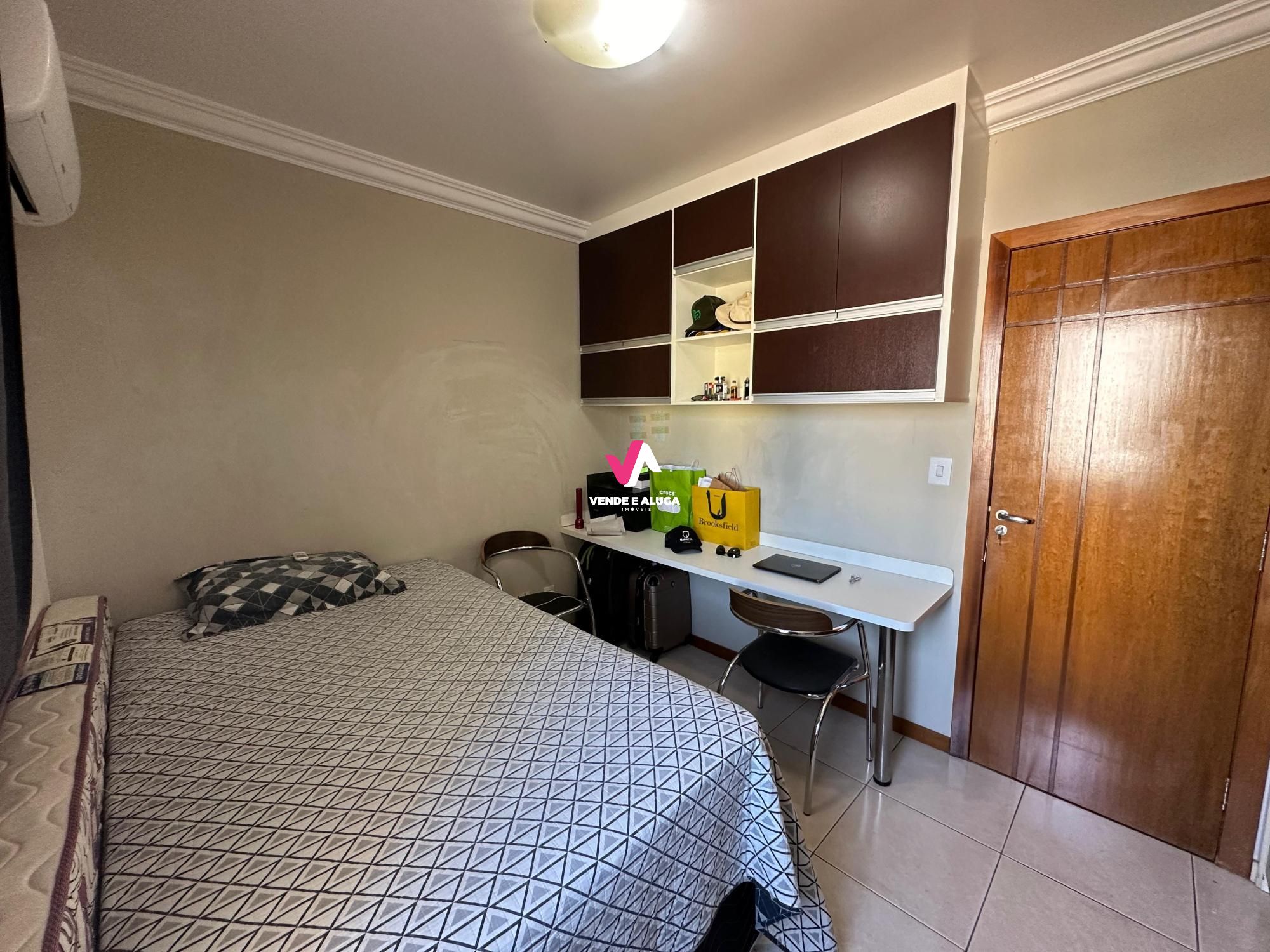 Apartamento à venda com 3 quartos, 115m² - Foto 11