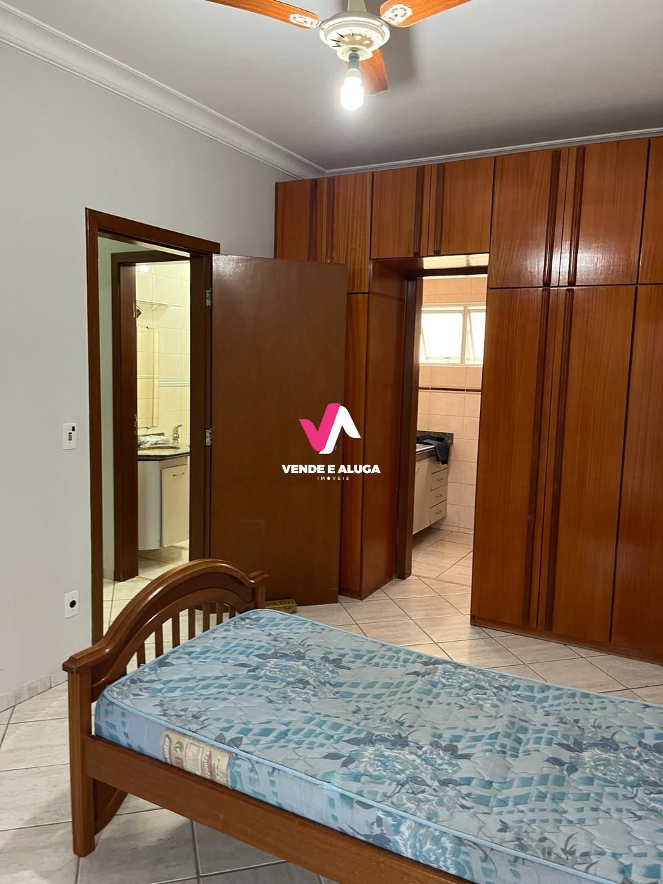 Apartamento à venda com 3 quartos, 121m² - Foto 21