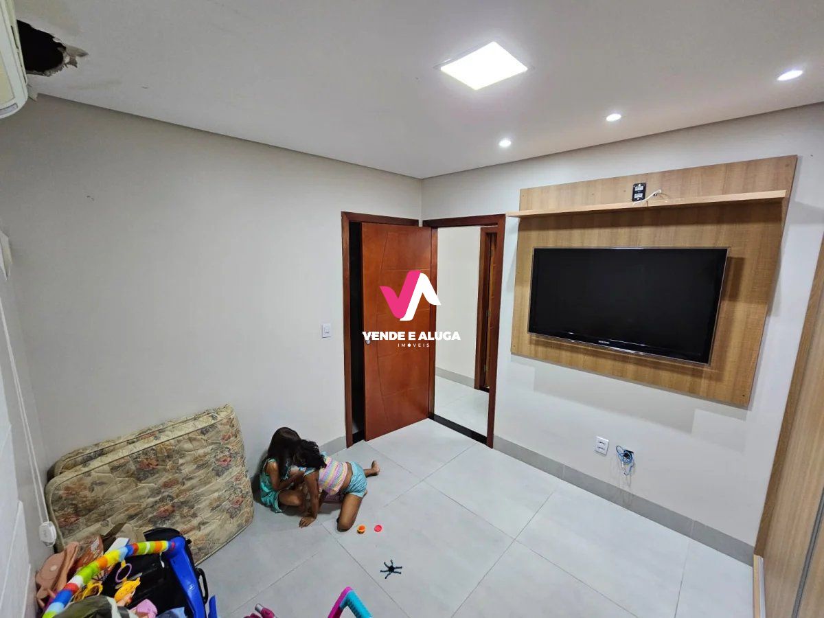 Casa de Condomínio à venda com 4 quartos, 350m² - Foto 15