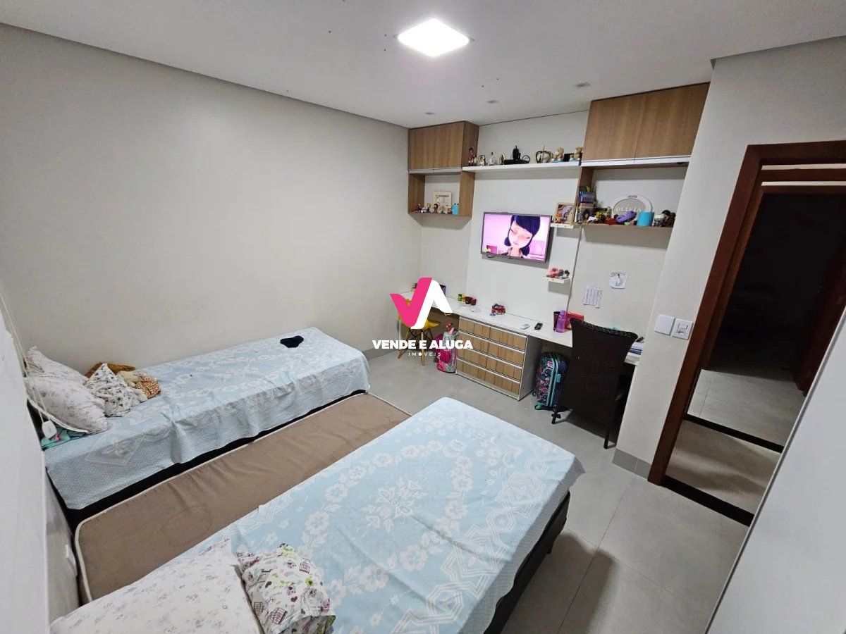 Casa de Condomínio à venda com 4 quartos, 350m² - Foto 20