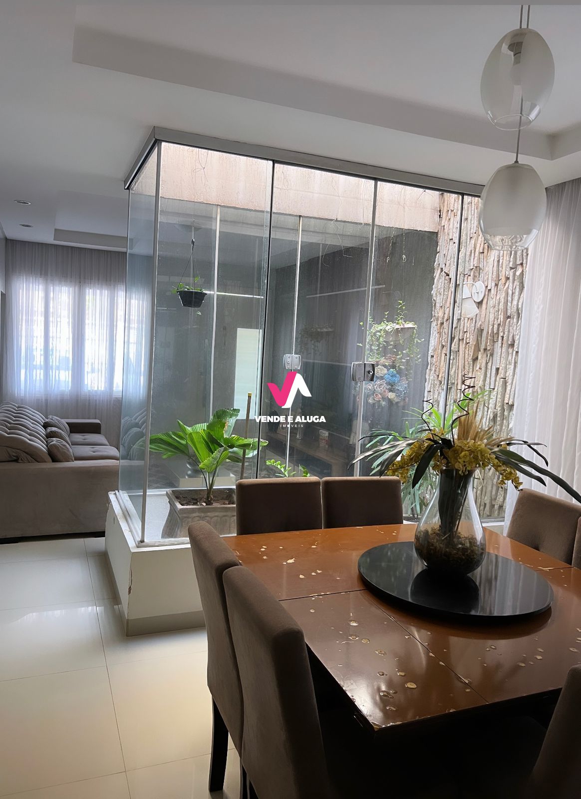 Casa à venda com 3 quartos, 310m² - Foto 6