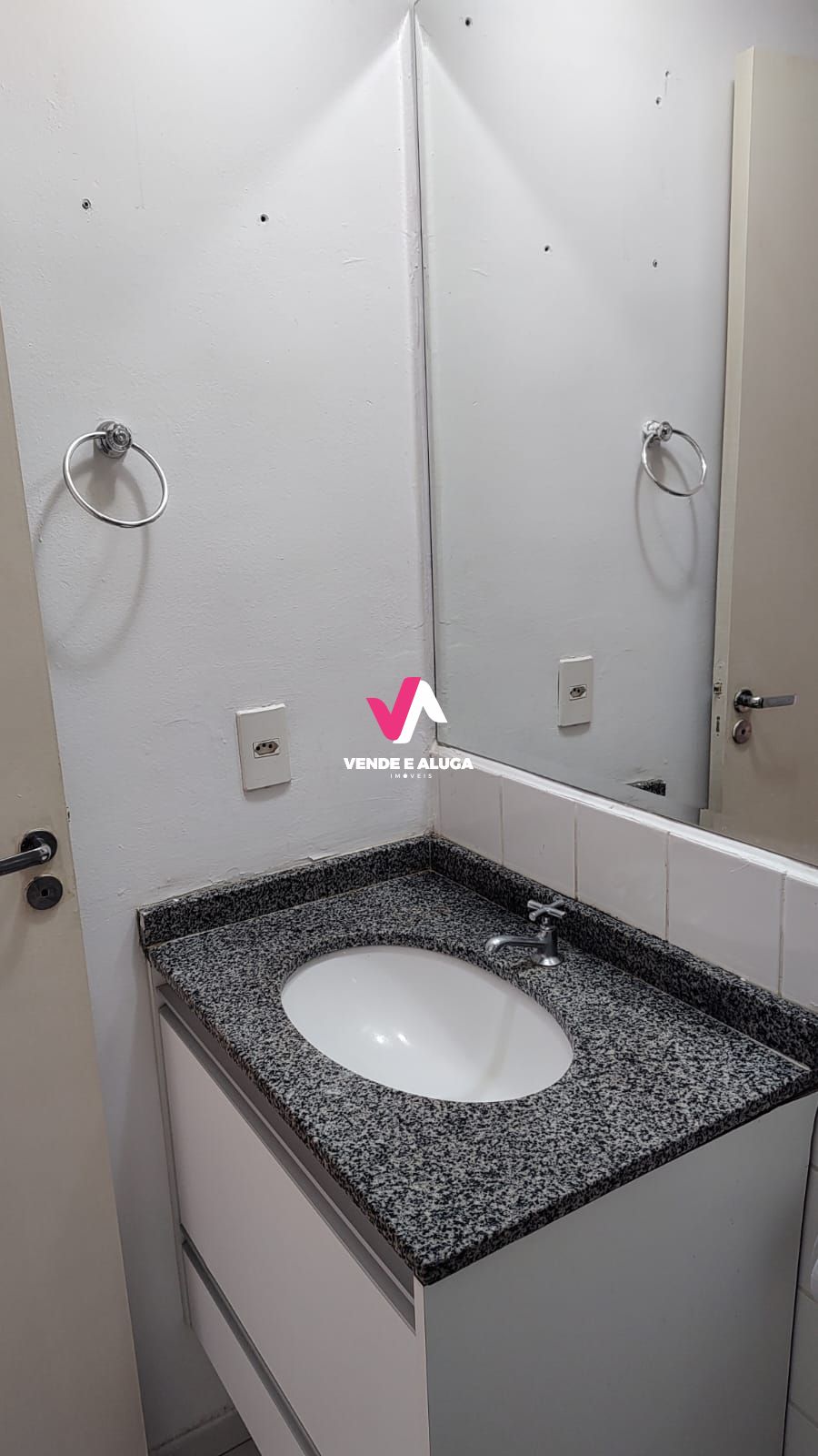 Apartamento à venda com 2 quartos, 55m² - Foto 11