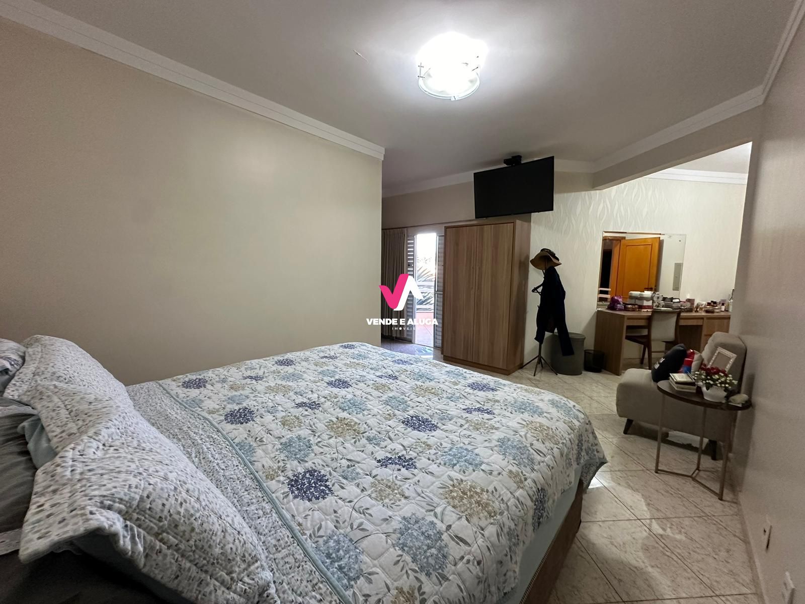 Casa de Condomínio à venda com 3 quartos, 422m² - Foto 29