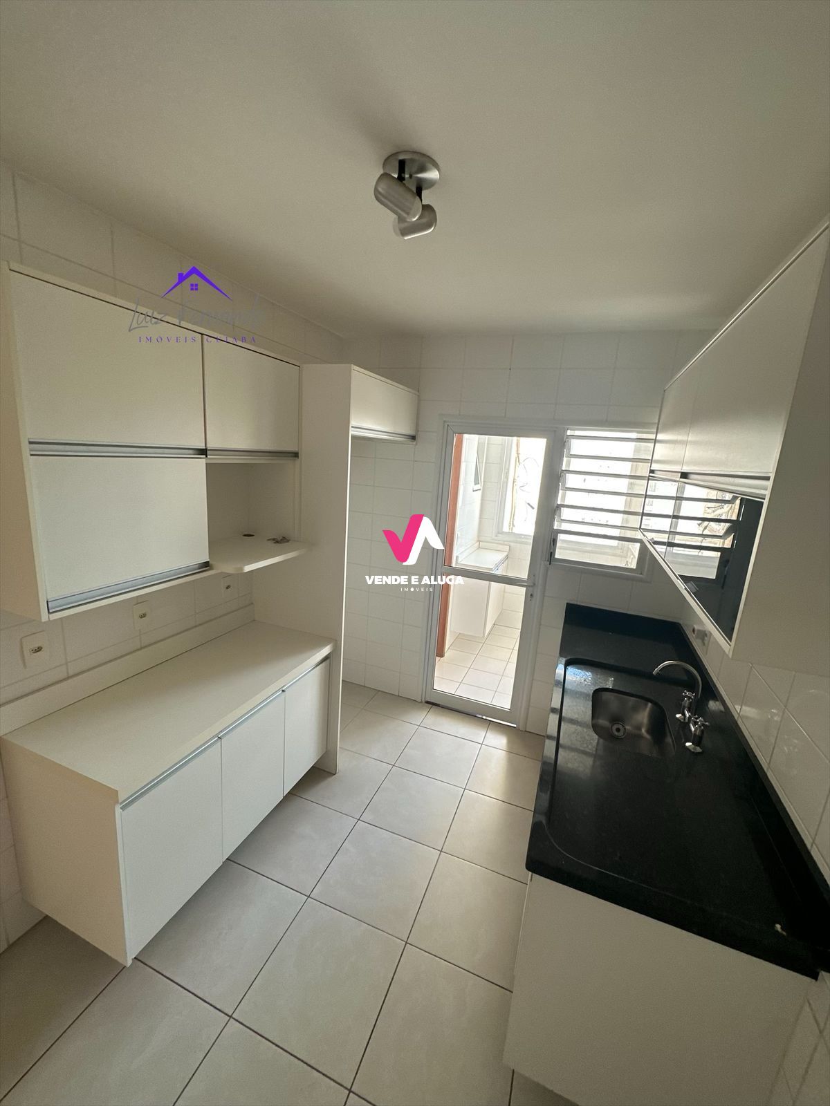 Apartamento à venda com 3 quartos, 121m² - Foto 6