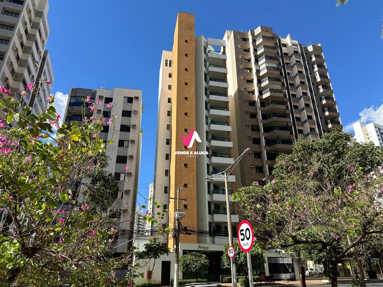 Apartamento à venda com 4 quartos, 257m² - Foto 19