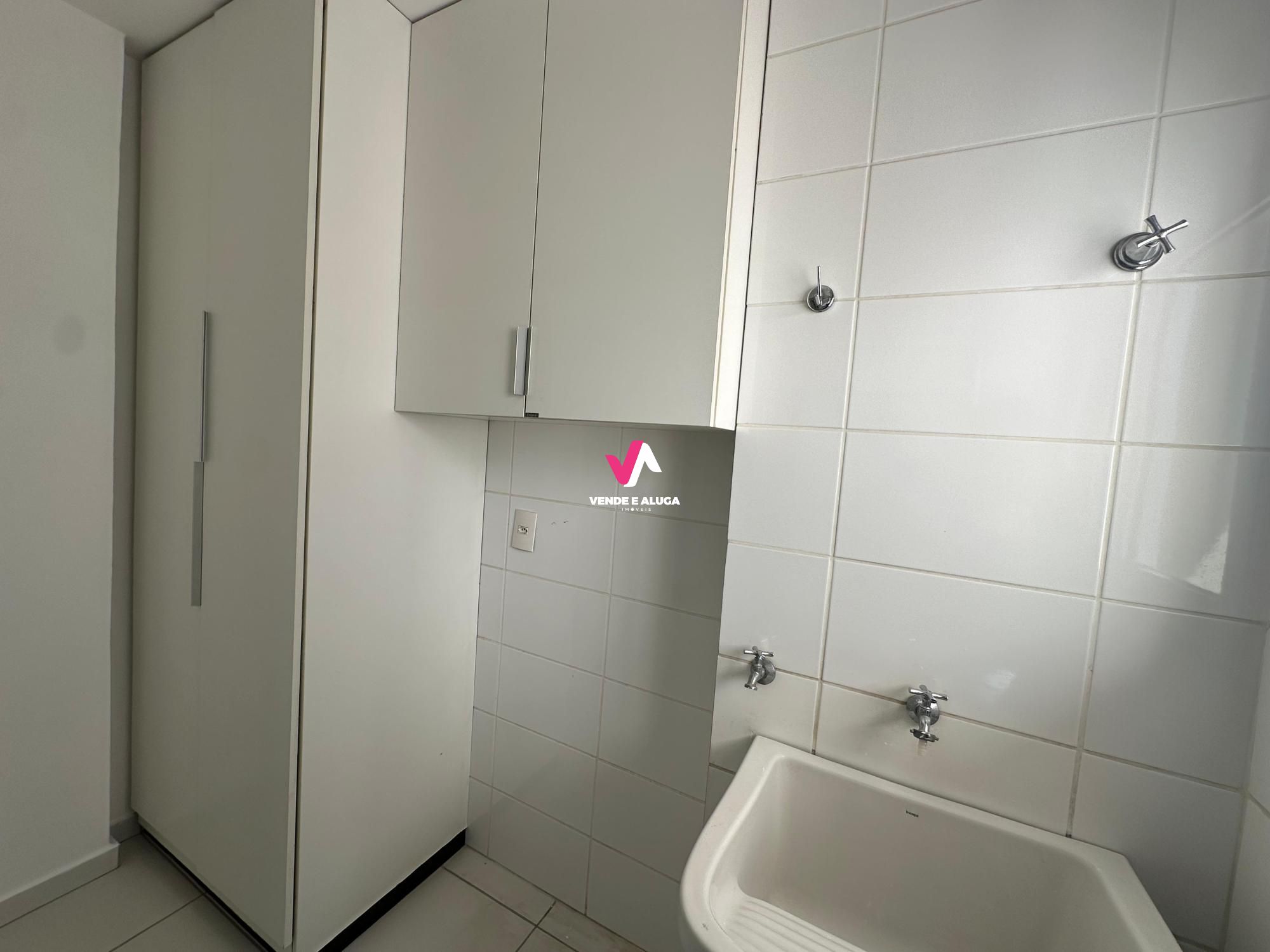 Apartamento à venda com 3 quartos, 98m² - Foto 13