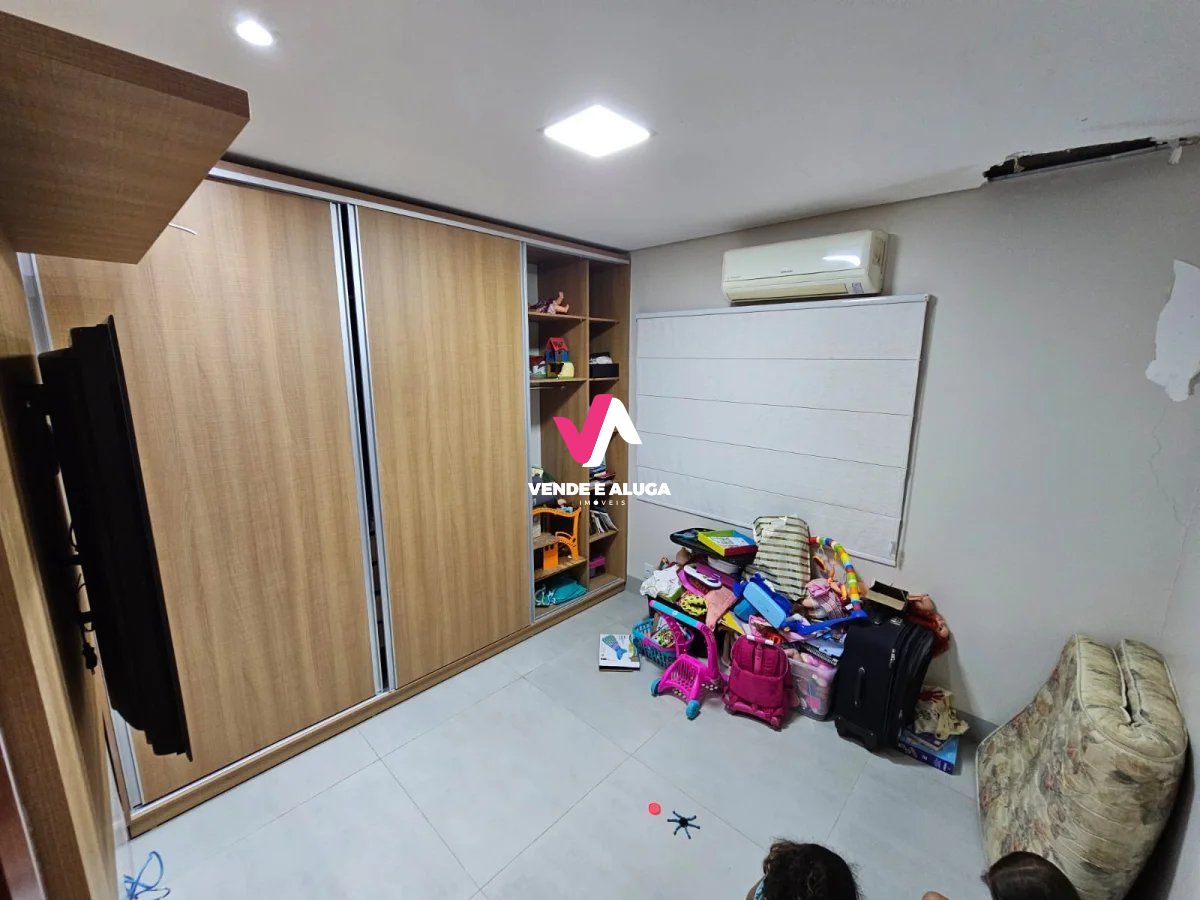 Casa de Condomínio à venda com 4 quartos, 350m² - Foto 14