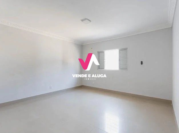 Casa à venda com 2 quartos, 245m² - Foto 8