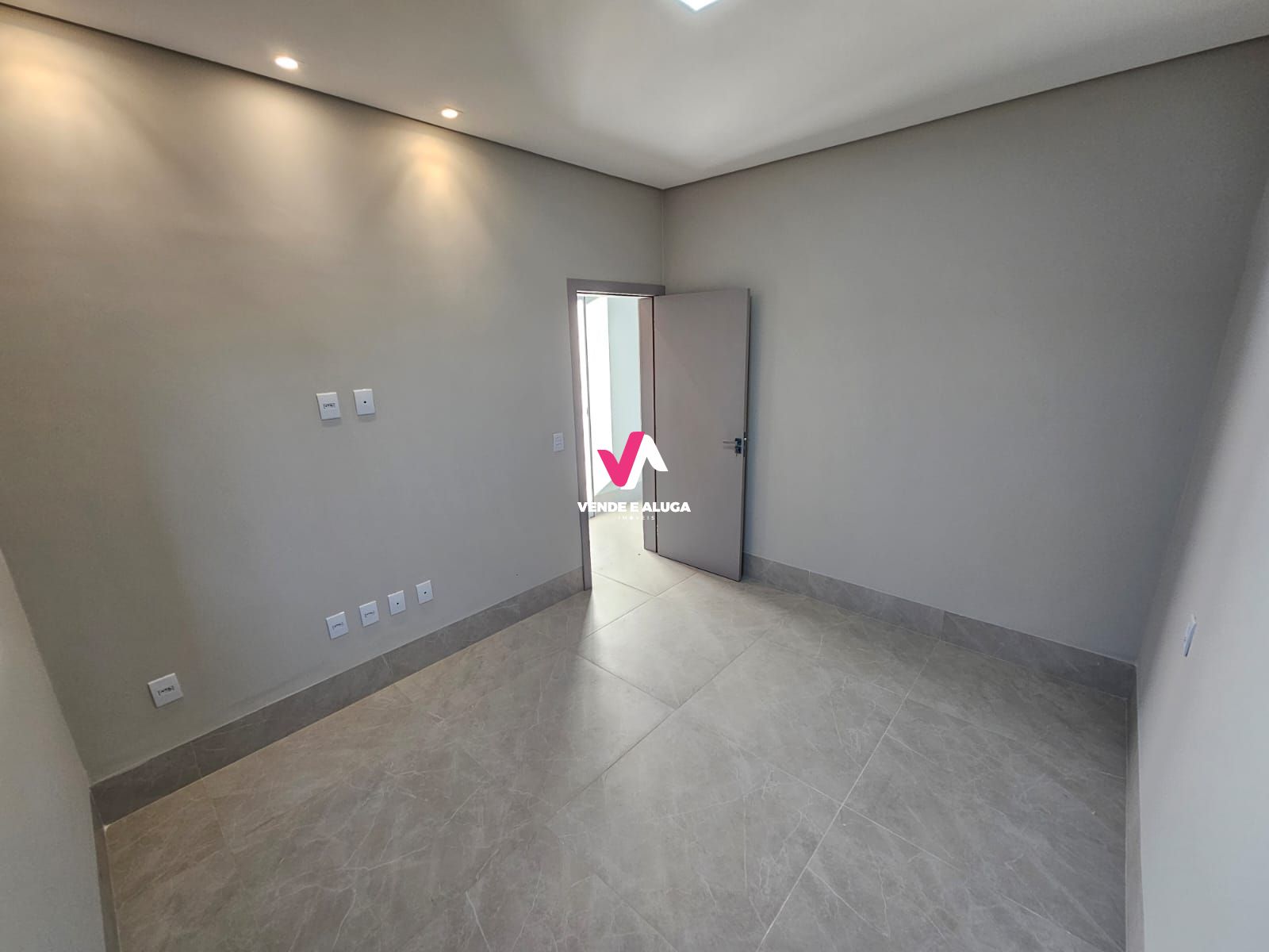 Casa de Condomínio à venda com 3 quartos, 137m² - Foto 9