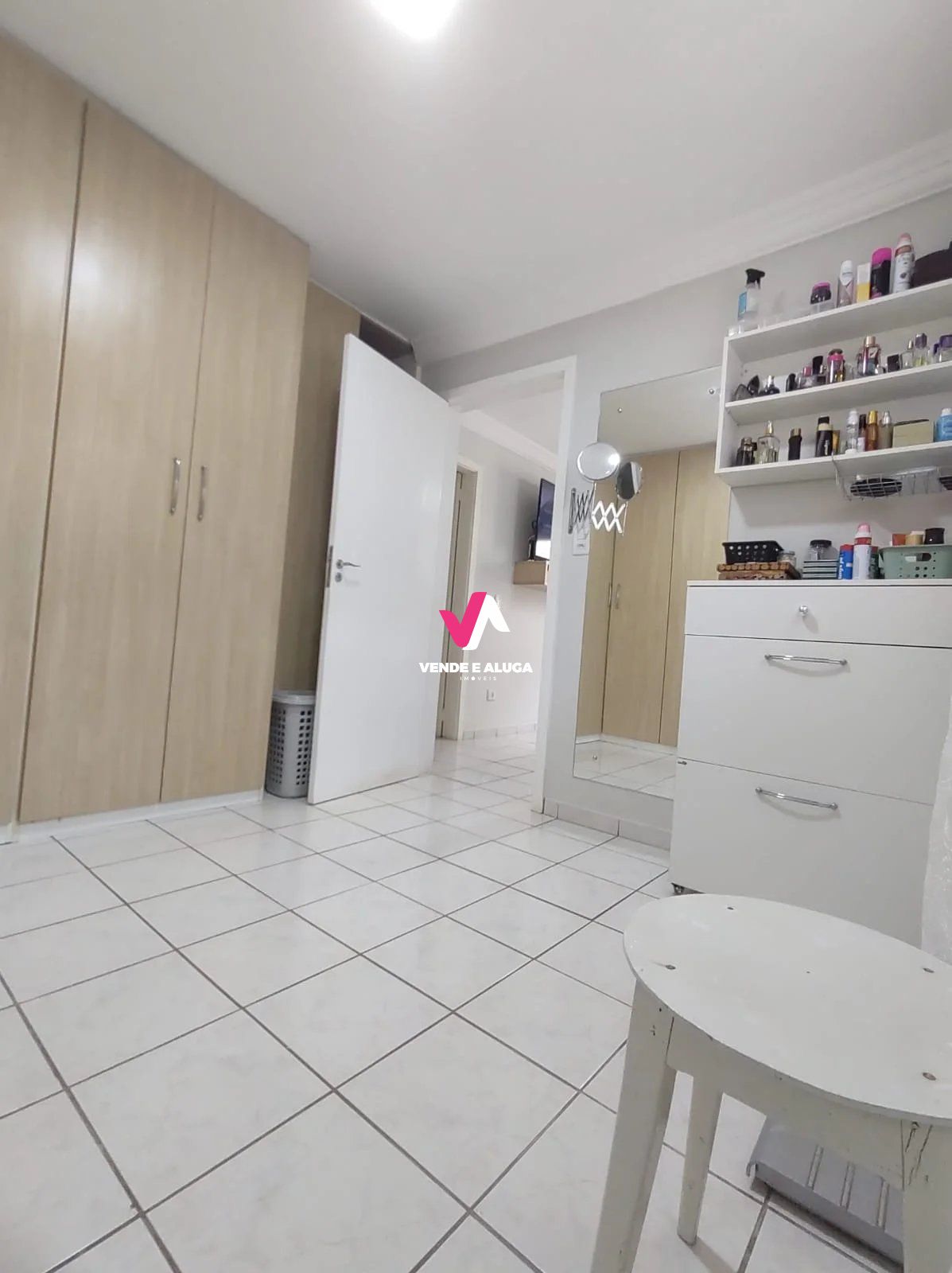 Casa à venda com 4 quartos, 201m² - Foto 18