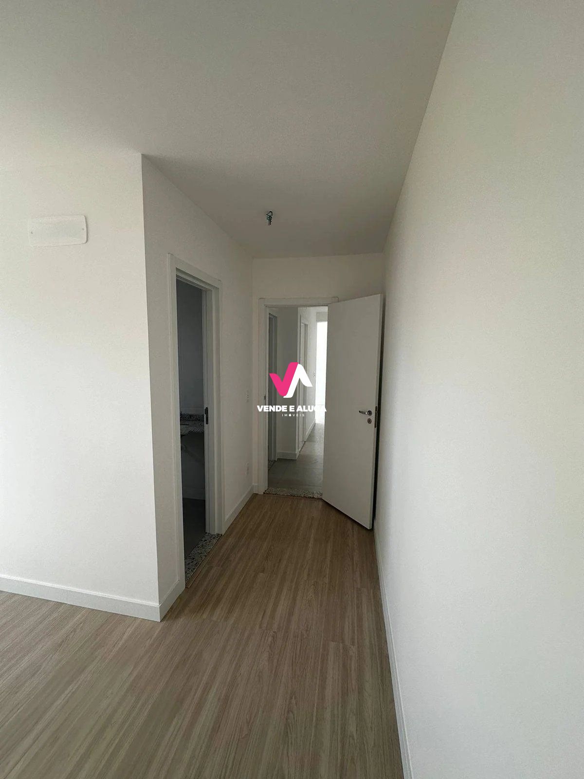 Apartamento à venda com 2 quartos, 66m² - Foto 7