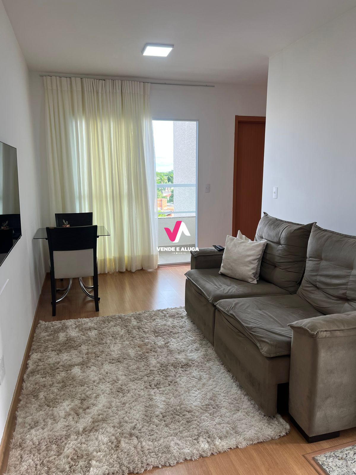 Apartamento à venda com 2 quartos, 45m² - Foto 3