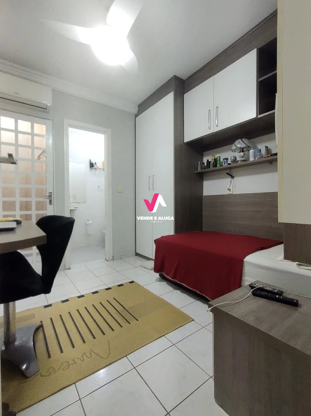 Casa à venda com 4 quartos, 201m² - Foto 19