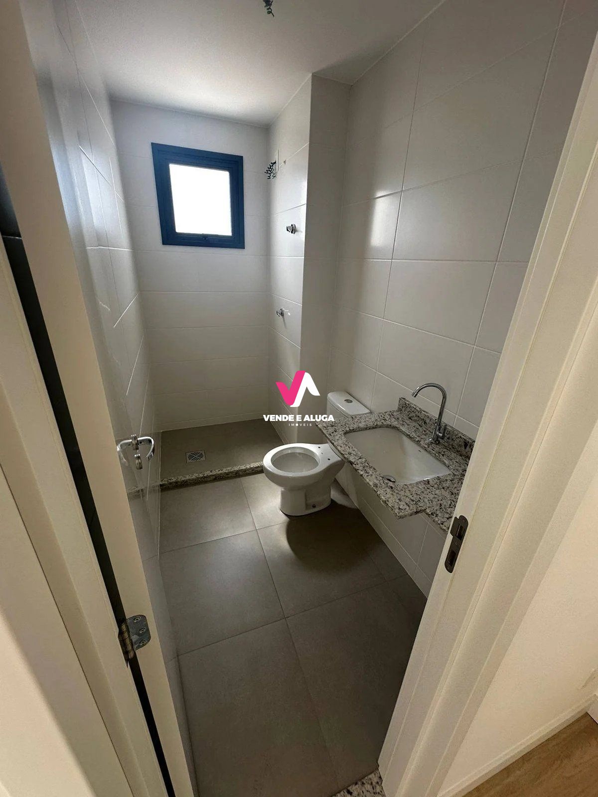 Apartamento à venda com 2 quartos, 66m² - Foto 5