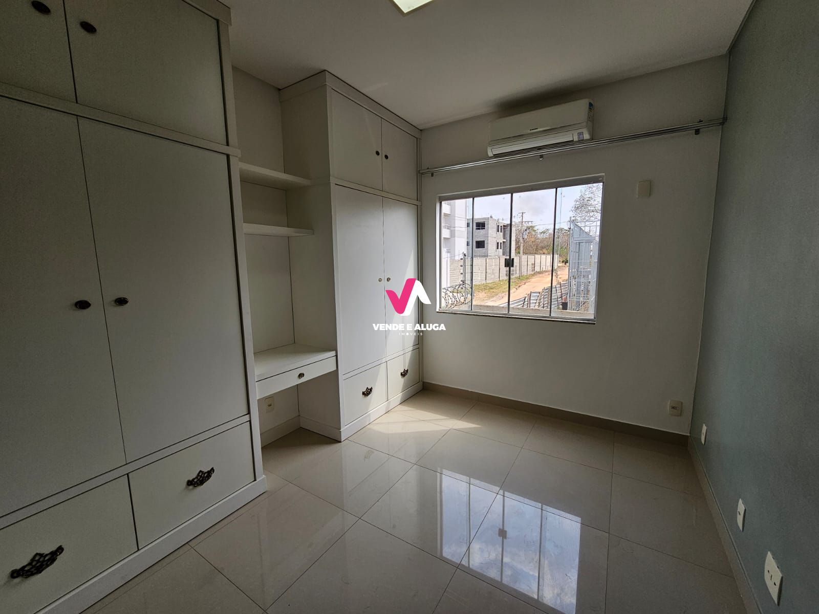 Casa de Condomínio à venda com 3 quartos, 115m² - Foto 20