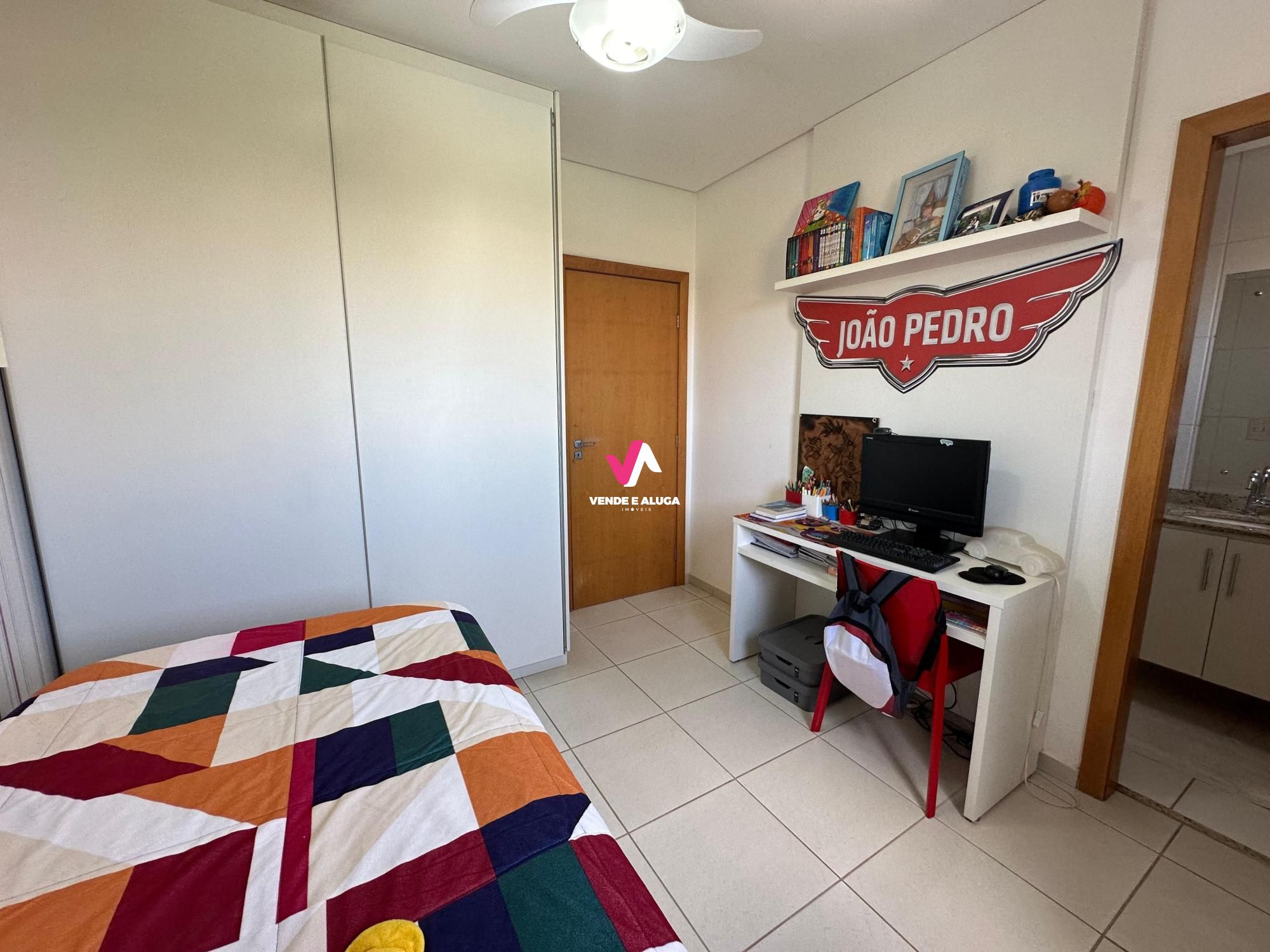 Apartamento à venda com 3 quartos, 125m² - Foto 15