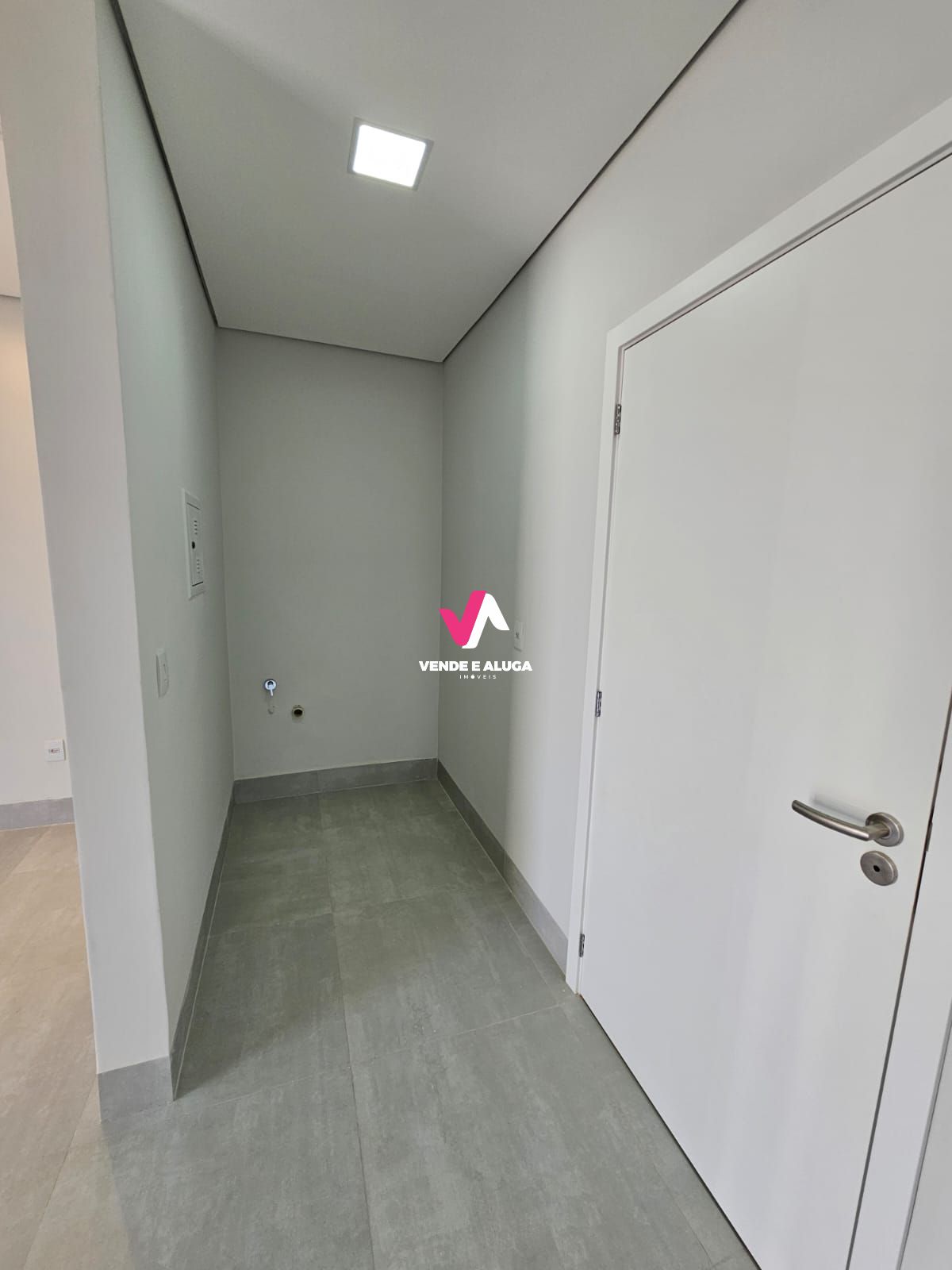 Conjunto Comercial-Sala para alugar com 4 quartos, 82m² - Foto 5