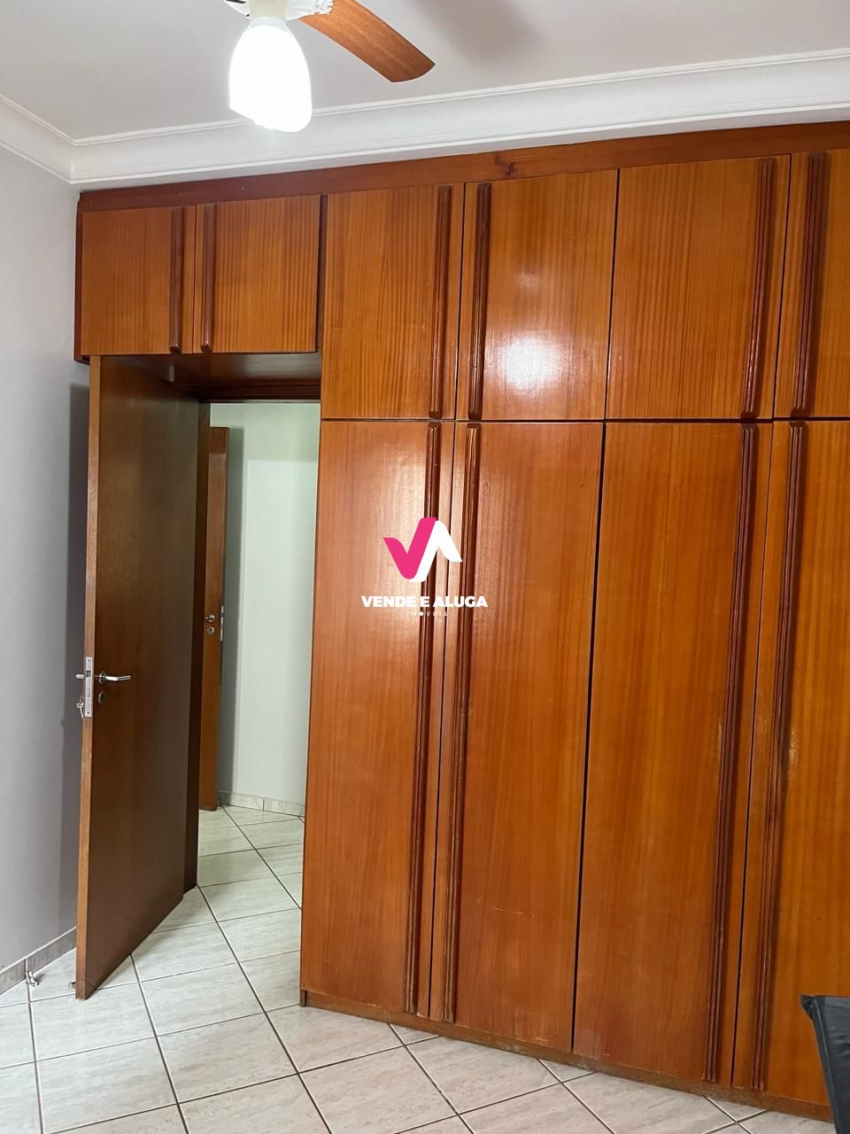 Apartamento à venda com 3 quartos, 121m² - Foto 16