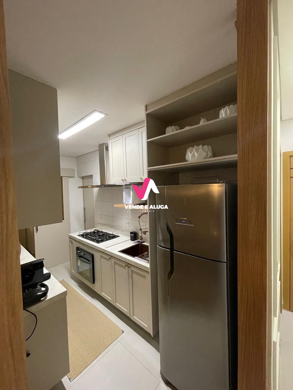 Apartamento à venda com 3 quartos, 98m² - Foto 7