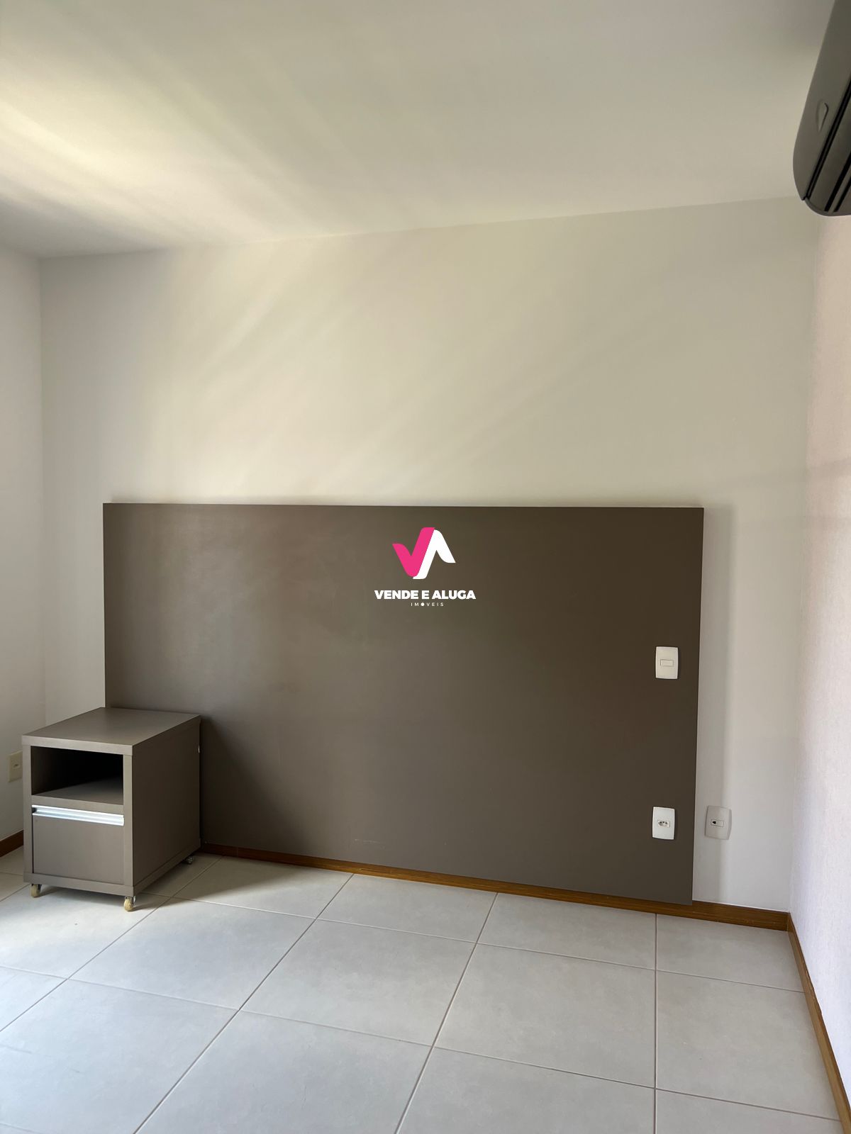 Apartamento à venda com 3 quartos, 117m² - Foto 12