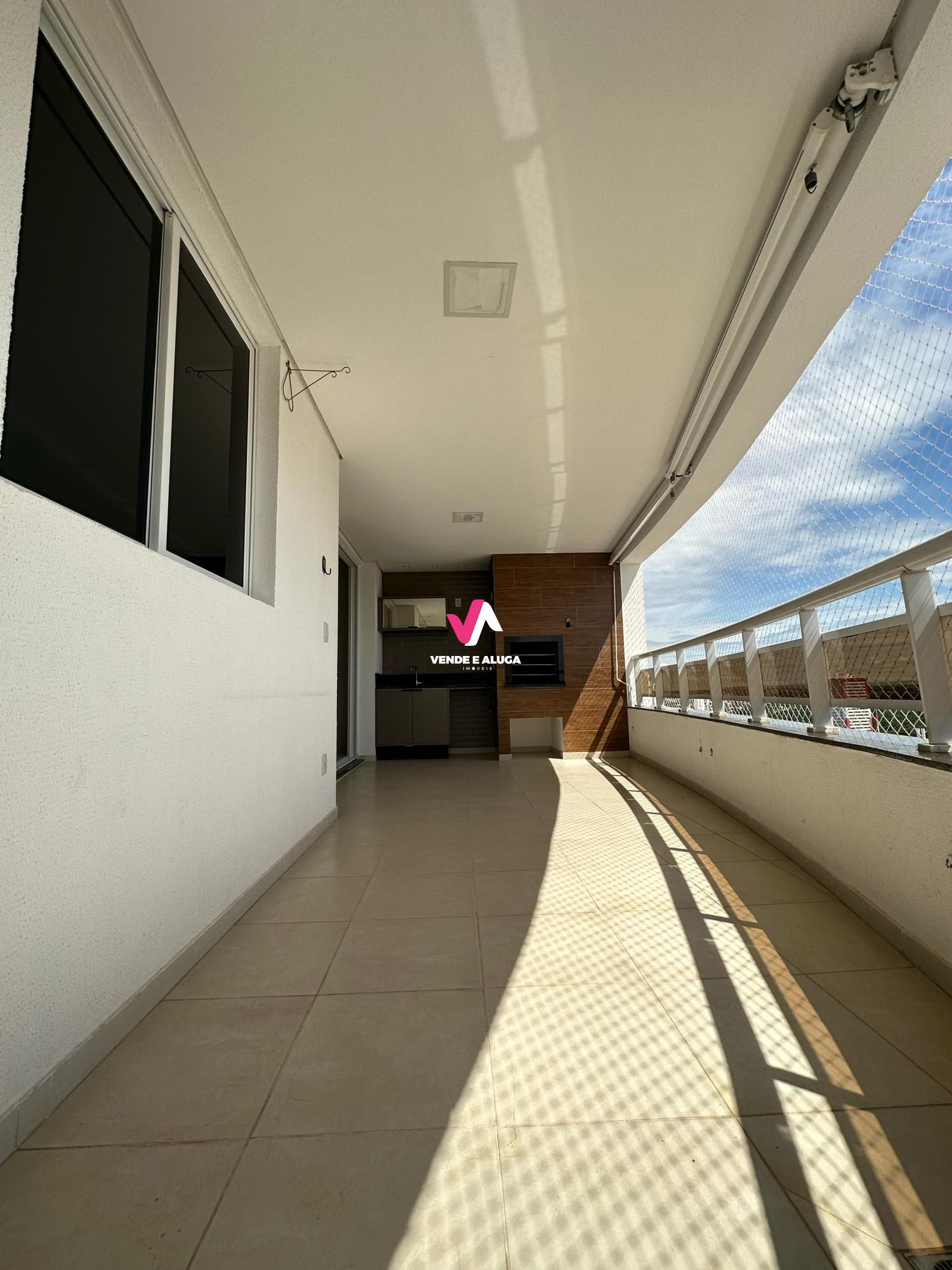 Apartamento à venda com 3 quartos, 121m² - Foto 9