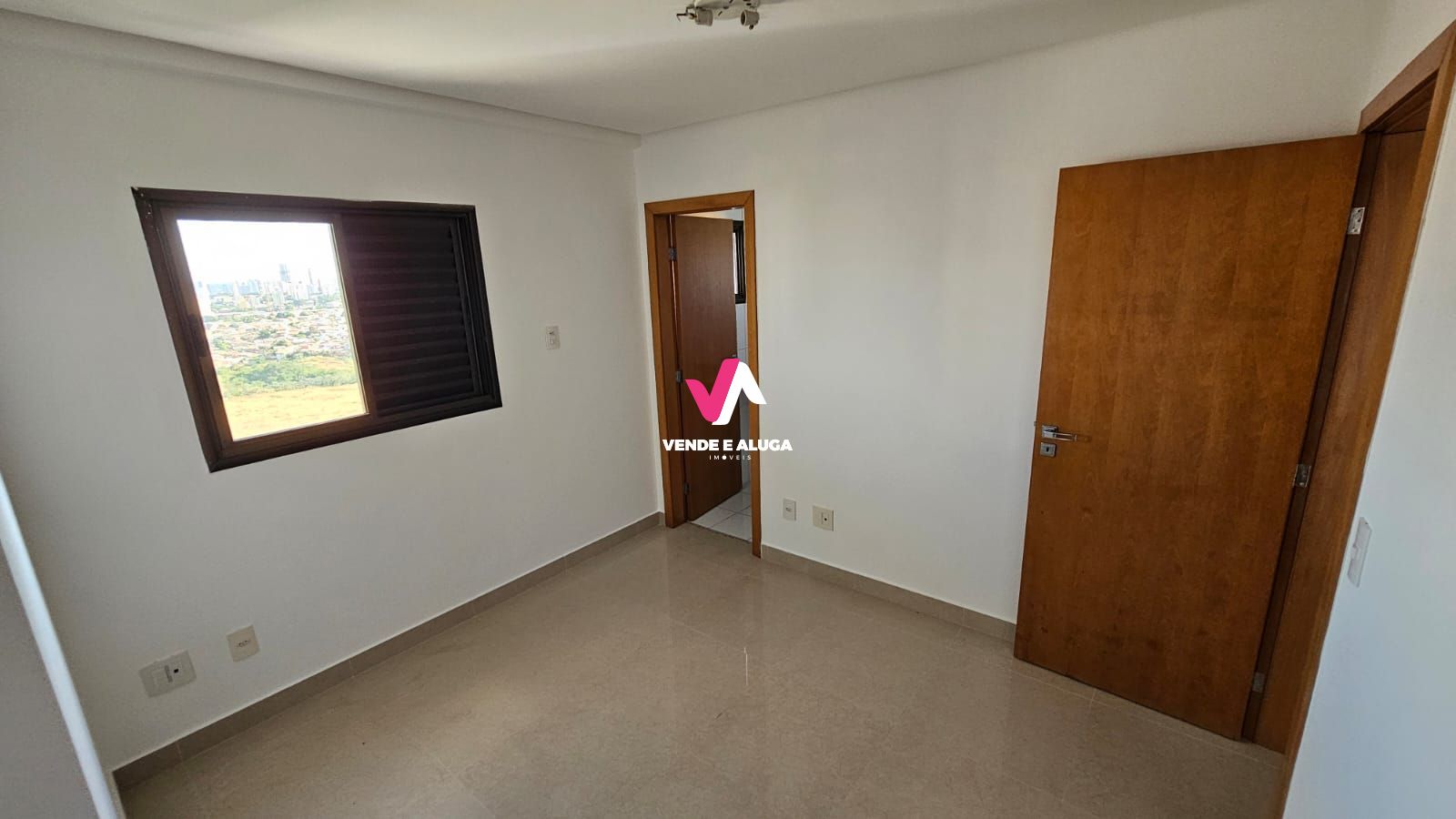 Apartamento à venda com 3 quartos, 123m² - Foto 12