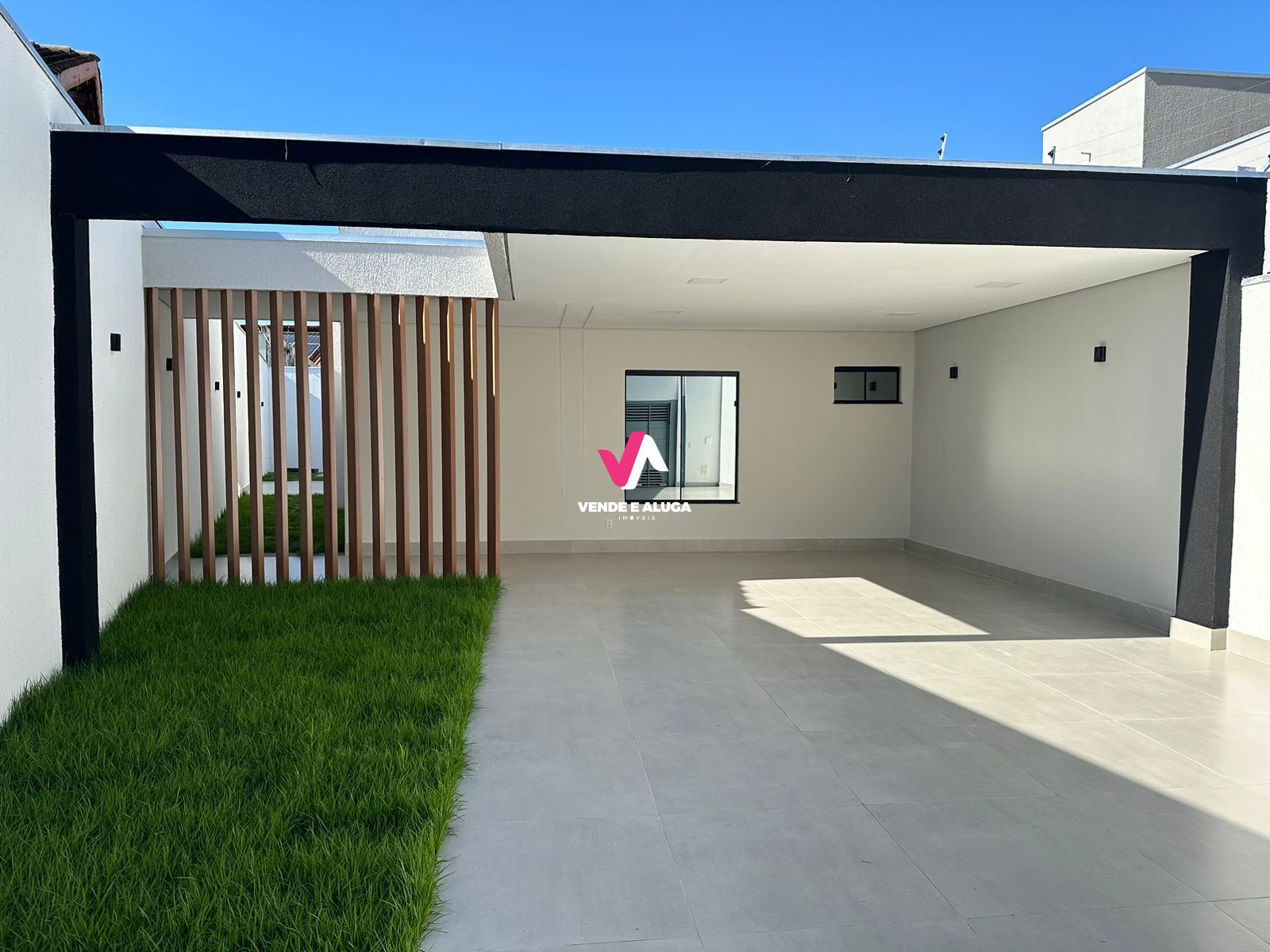 Casa à venda com 3 quartos, 189m² - Foto 2