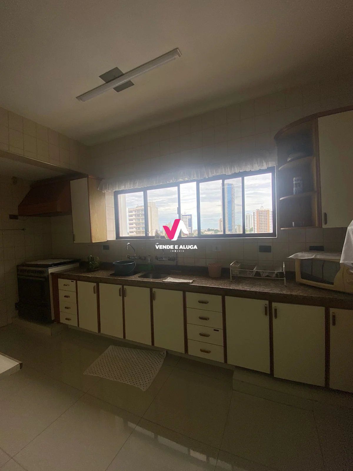 Apartamento à venda com 4 quartos, 302m² - Foto 12