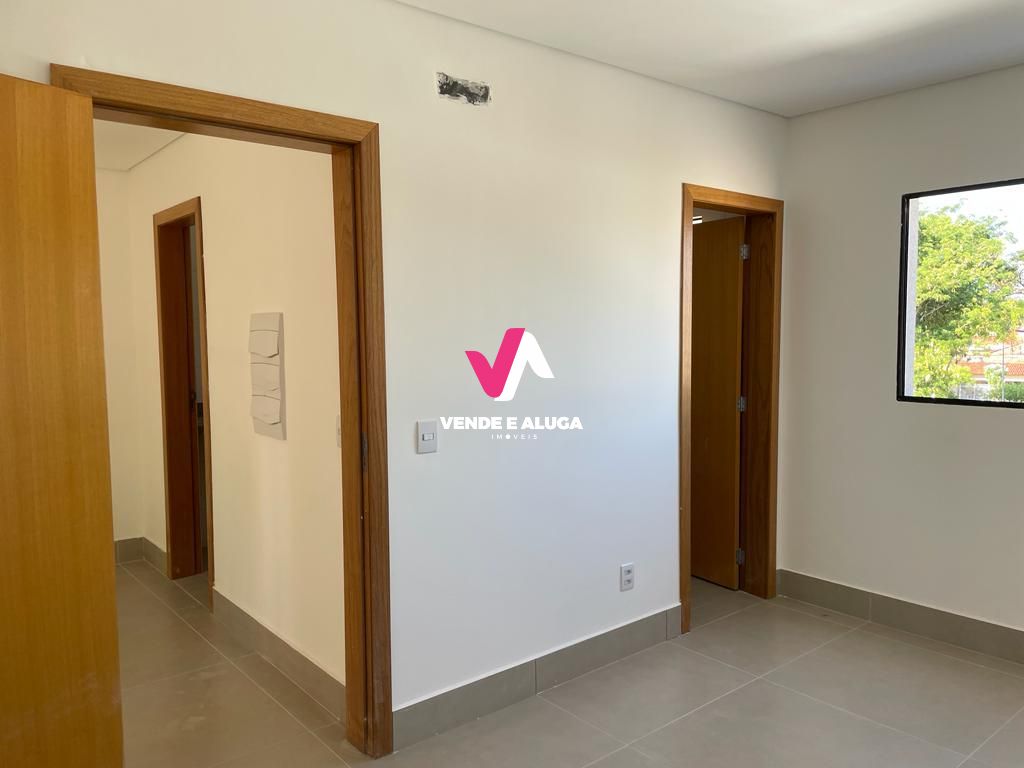 Casa à venda com 3 quartos, 120m² - Foto 12