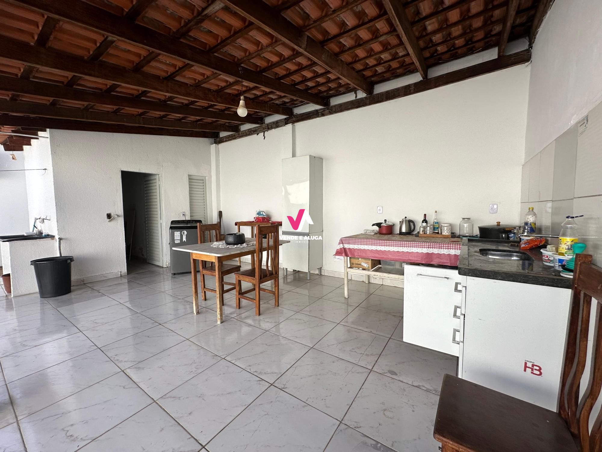 Casa à venda com 3 quartos, 180m² - Foto 14