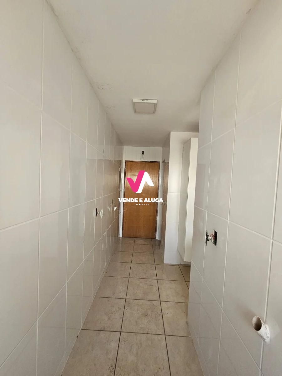 Apartamento à venda com 3 quartos, 123m² - Foto 11