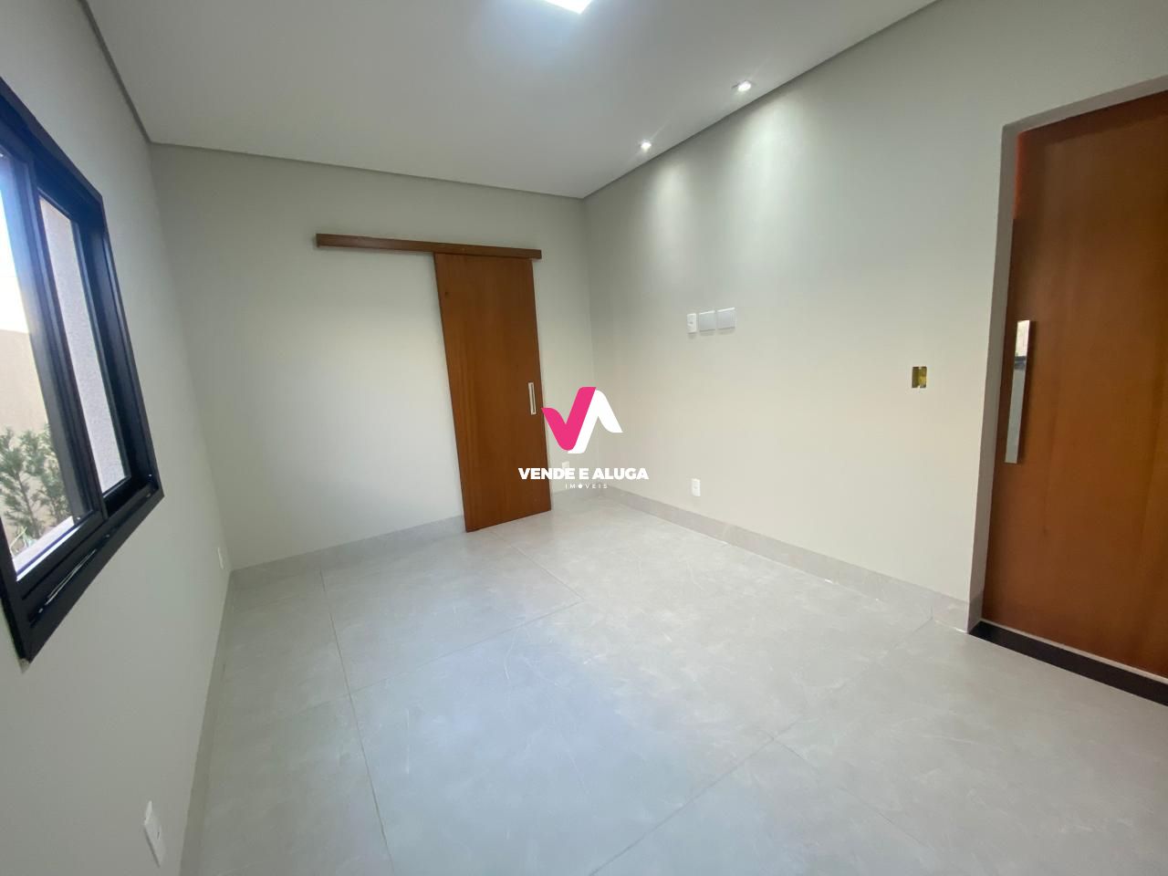 Casa de Condomínio à venda com 3 quartos, 142m² - Foto 9