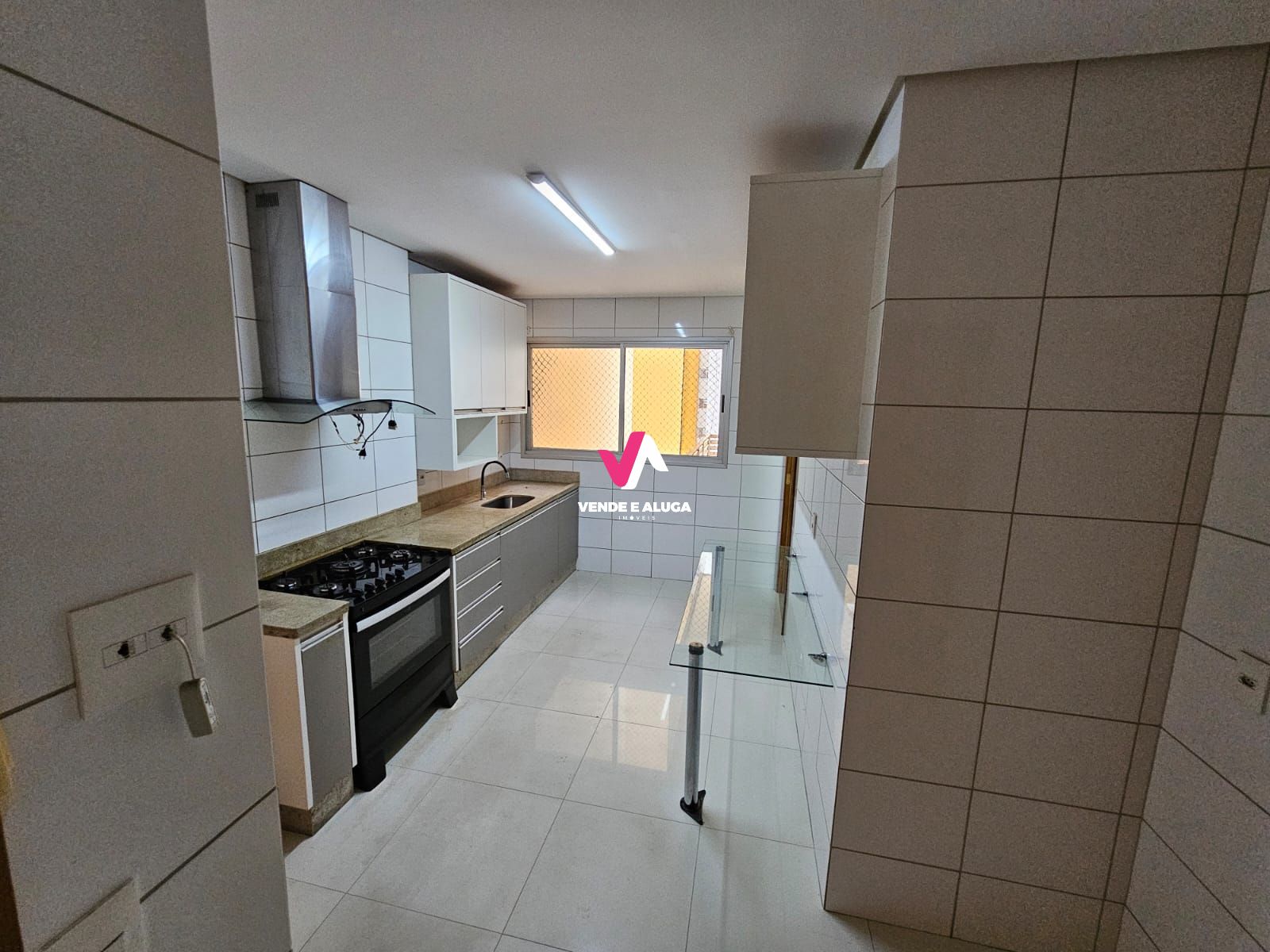 Apartamento para alugar com 3 quartos, 132m² - Foto 23