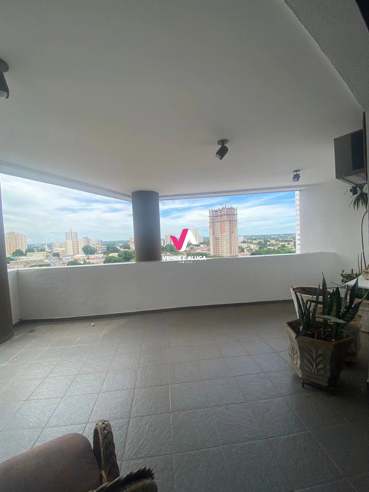 Apartamento à venda com 4 quartos, 302m² - Foto 3