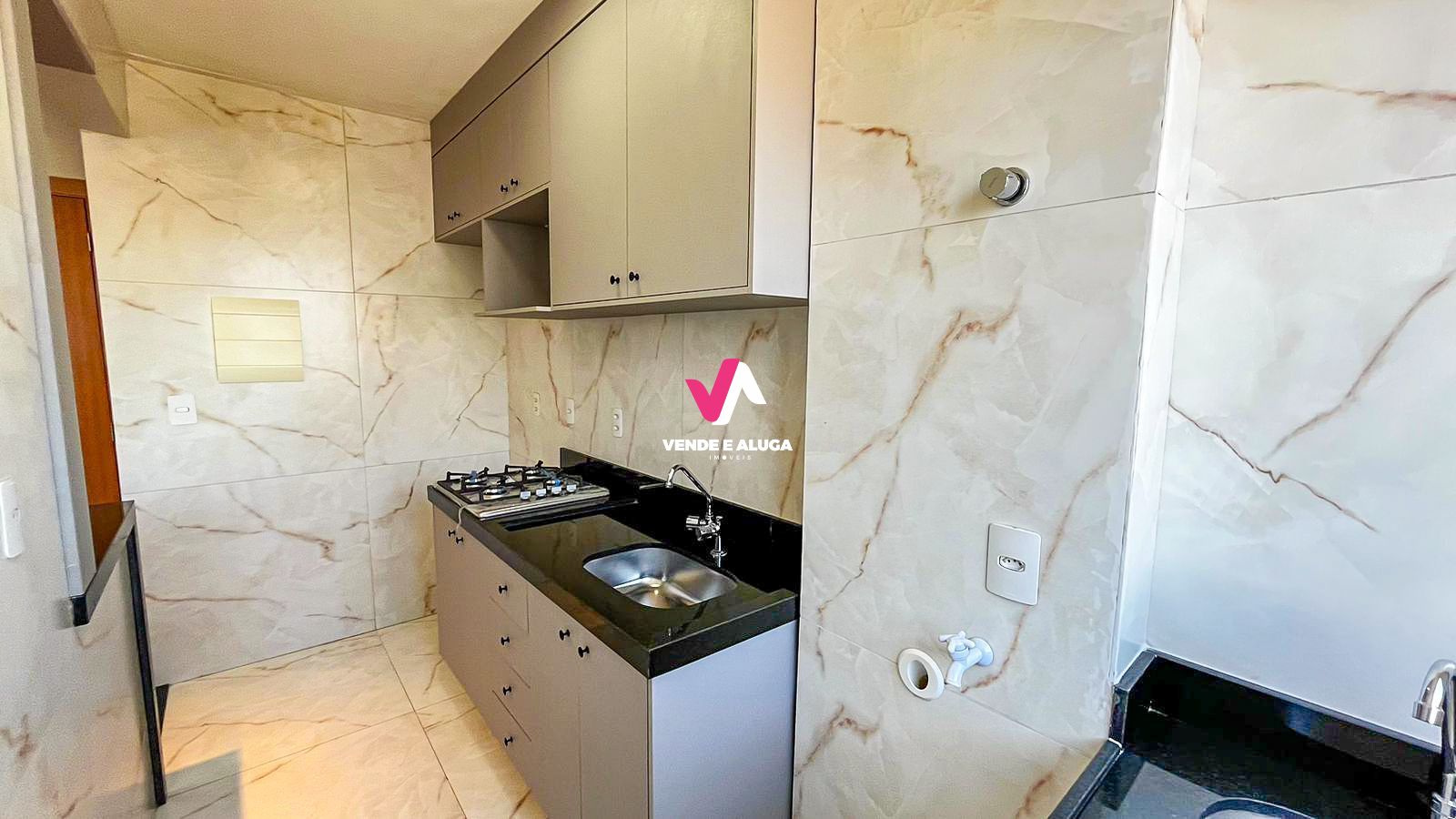 Apartamento à venda com 2 quartos, 39m² - Foto 5