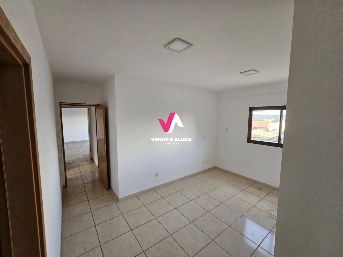 Apartamento à venda com 3 quartos, 123m² - Foto 22